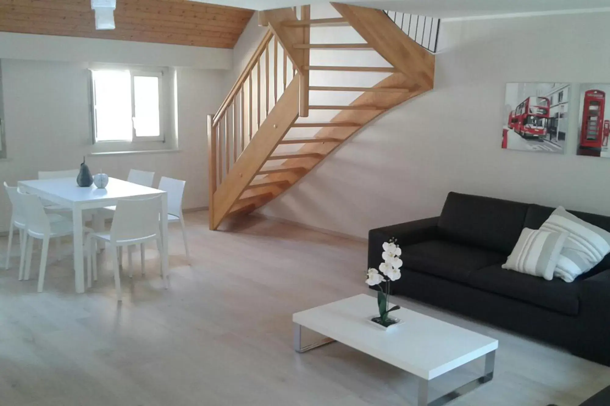 Two-Bedroom Apartment - Split Level in Les Galeries Marval Two-Bedroom Apartment - Split Level in Les Galeries Marval