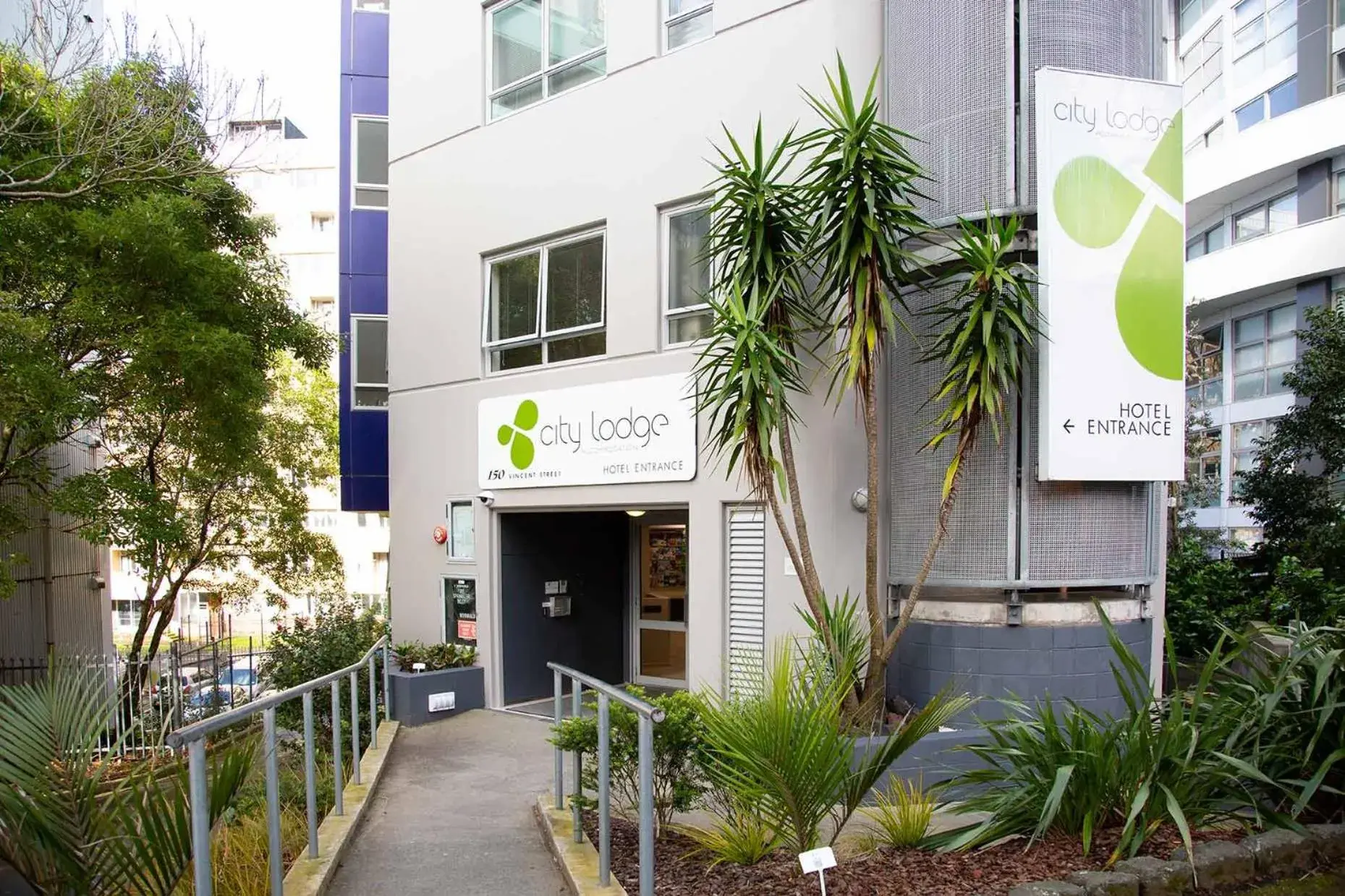 Facade/entrance, Property Building in City Lodge Accommodation