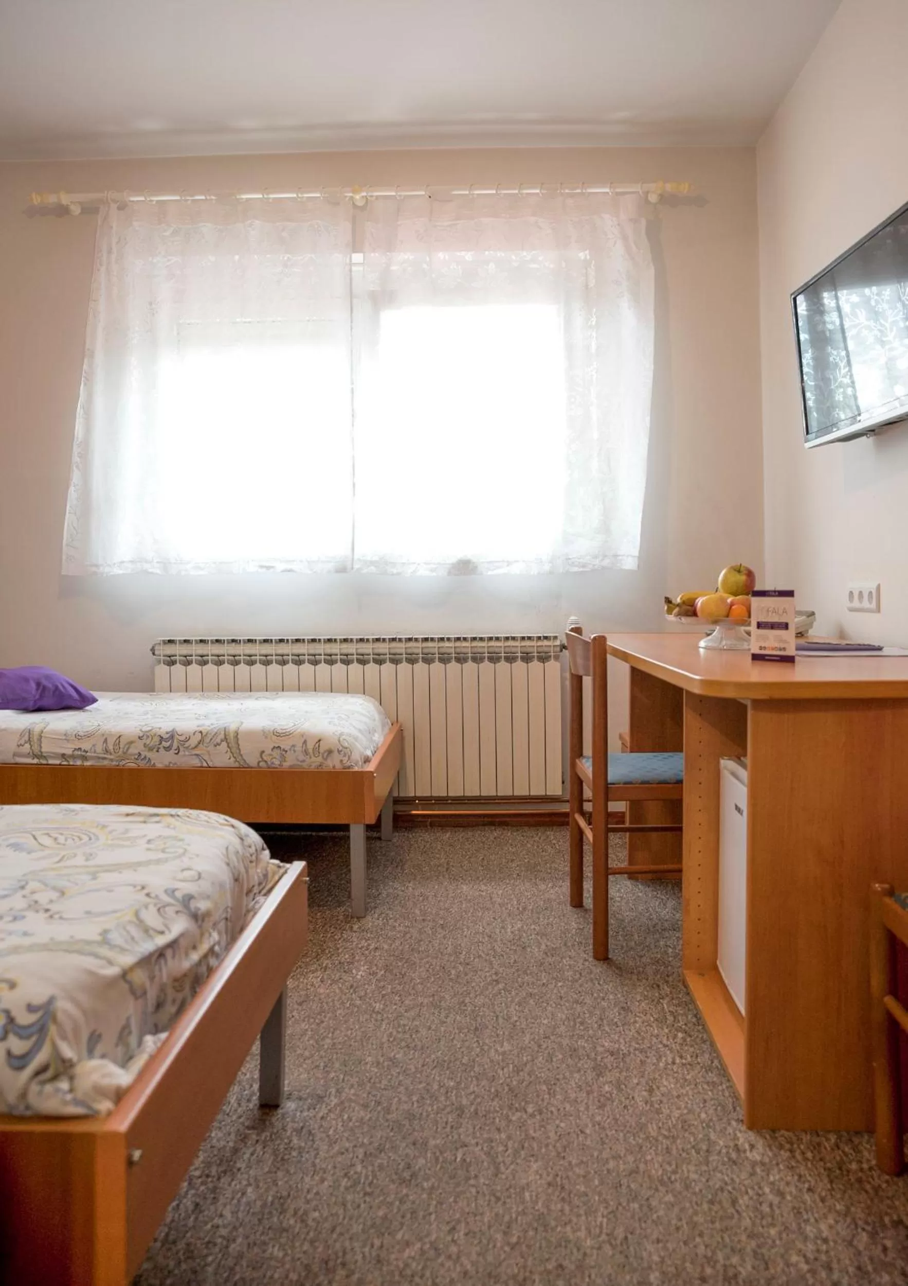 Day, Bed in Hotel Fala Zagreb