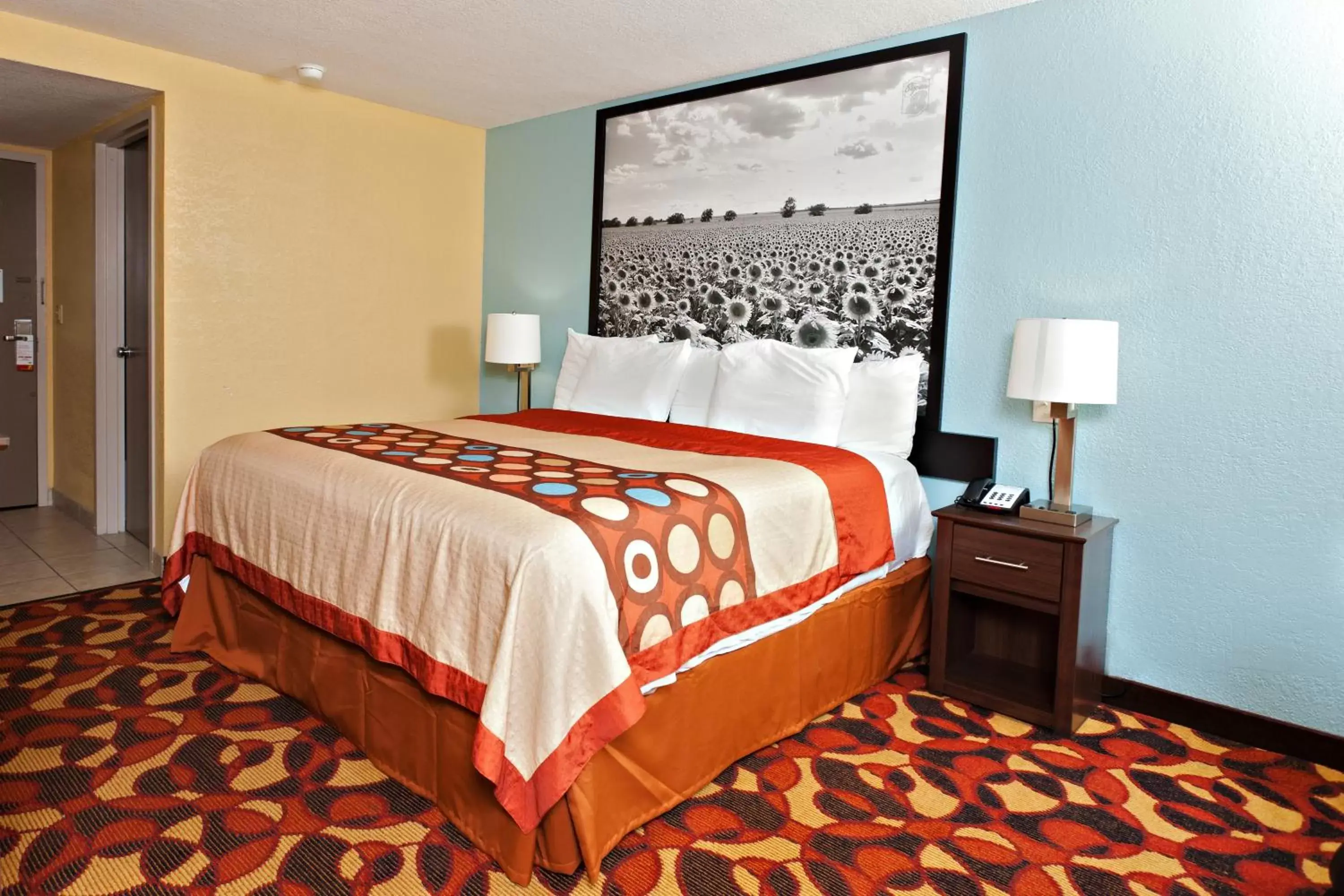 Bed, Room Photo in Super 8 by Wyndham Wichita Airport West Kellogg