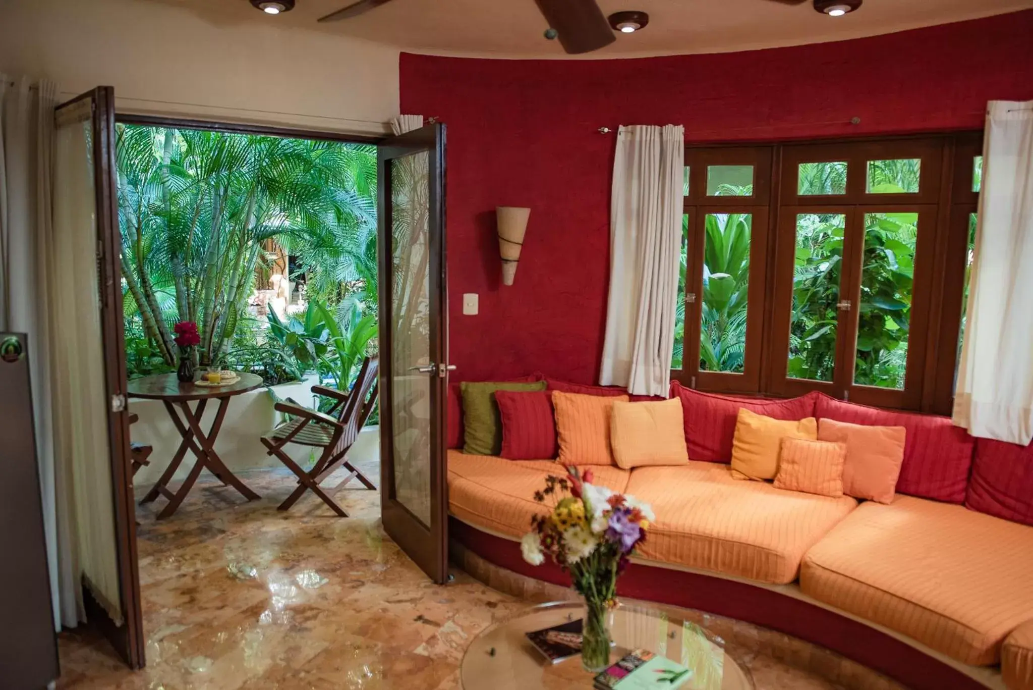 Living room, Seating Area in Villas Sacbe Condo Hotel and Beach Club