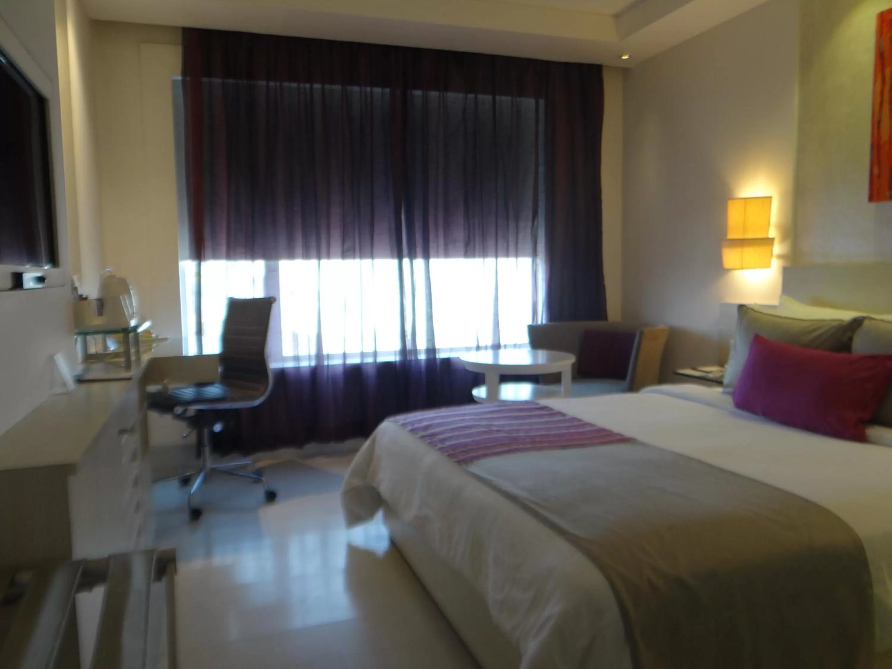 Photo of the whole room, Bed in The Ashtan Sarovar Portico