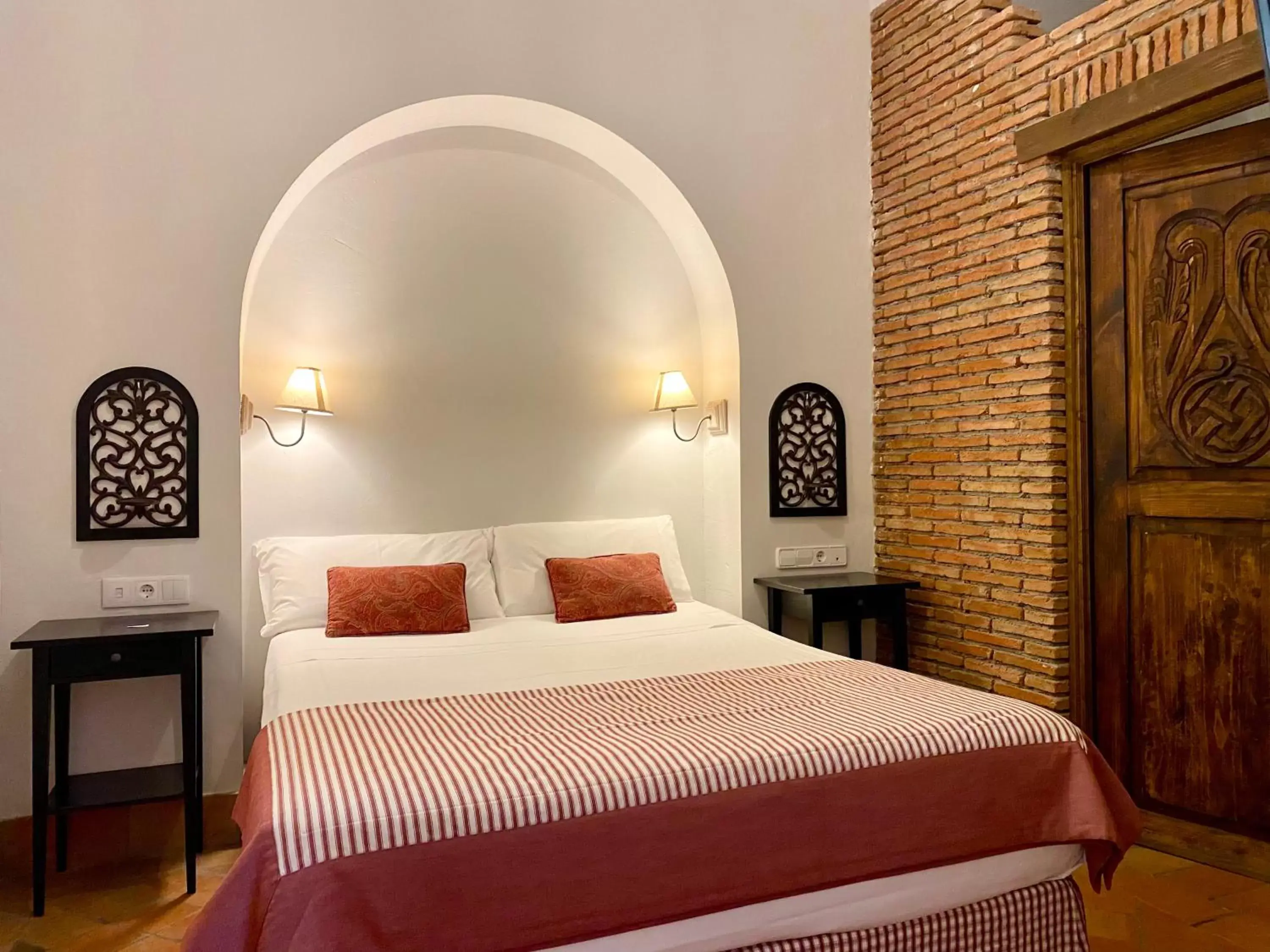 Deluxe Double Room in El Rincón de las Descalzas Deluxe Double Room in El Rincón de las Descalzas