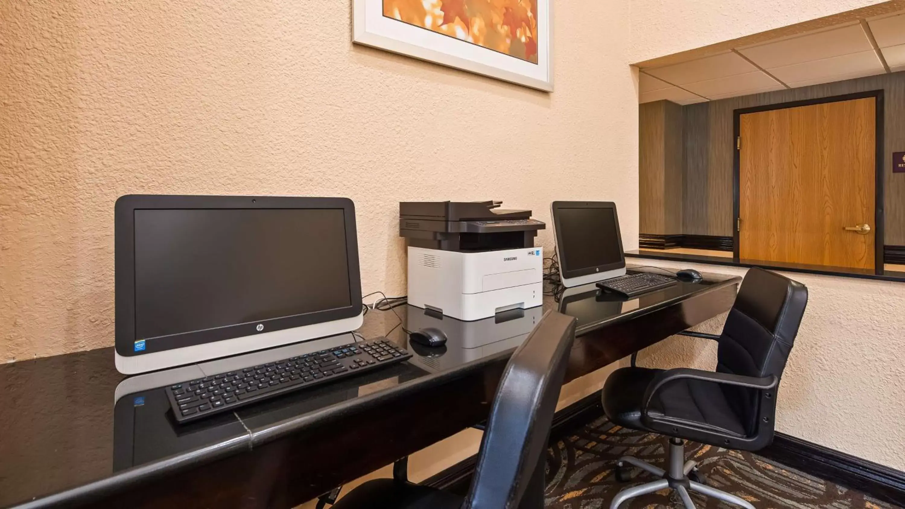 On site, Business Area/Conference Room in Best Western Plus Newark/Christiana Inn