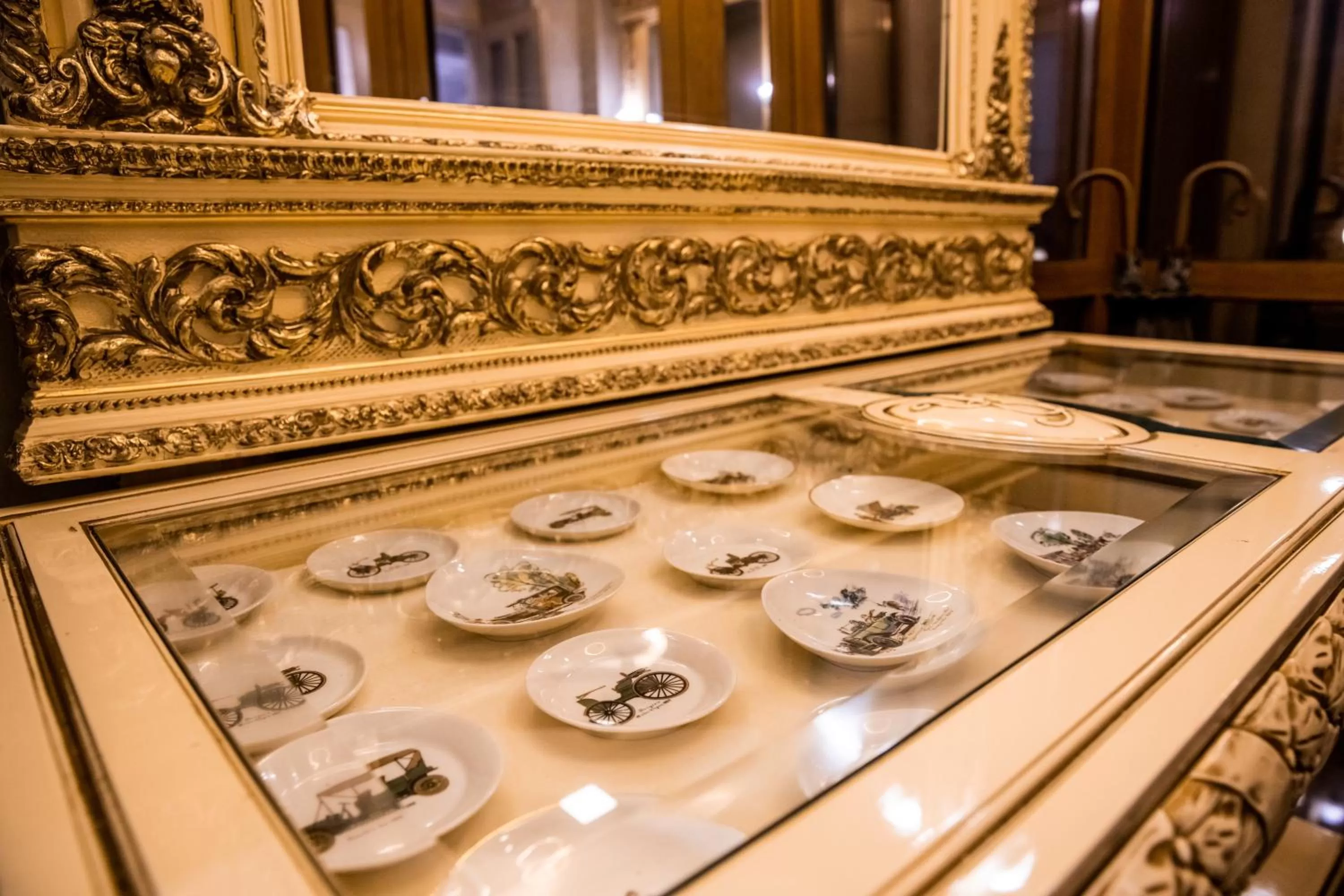 Decorative detail in Hotel "Mandarin Clubhouse"