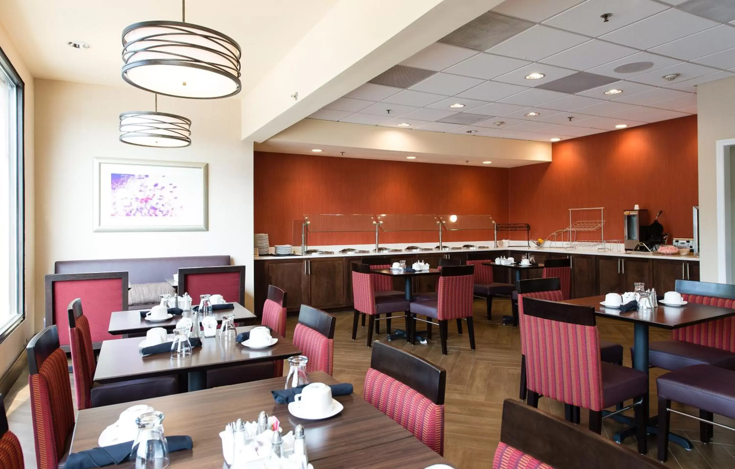 Restaurant/Places to Eat in Holiday Inn Wilmington-Market Street, an IHG Hotel