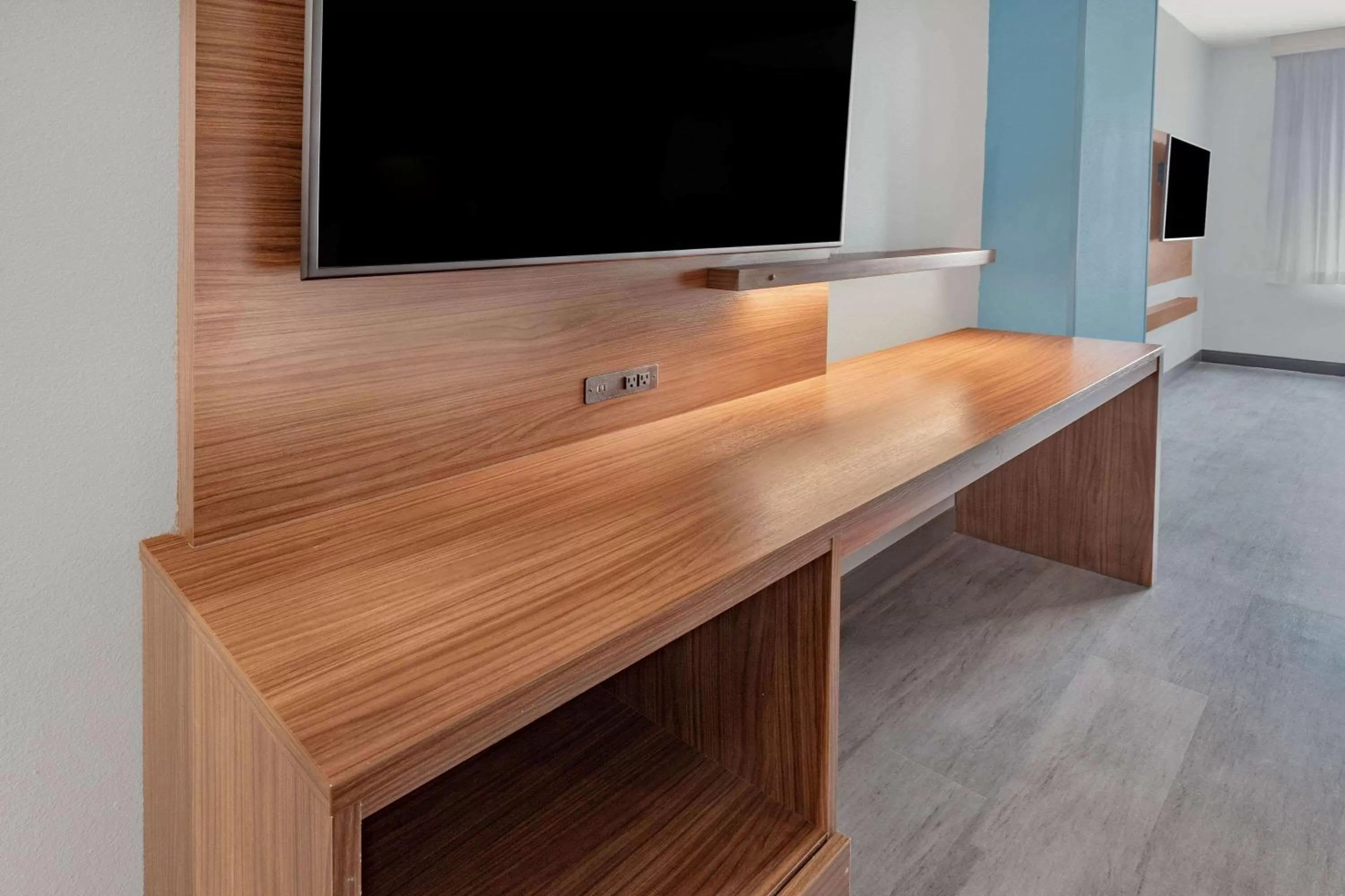 Photo of the whole room in La Quinta Inn & Suites by Wyndham Fort Stockton Northeast