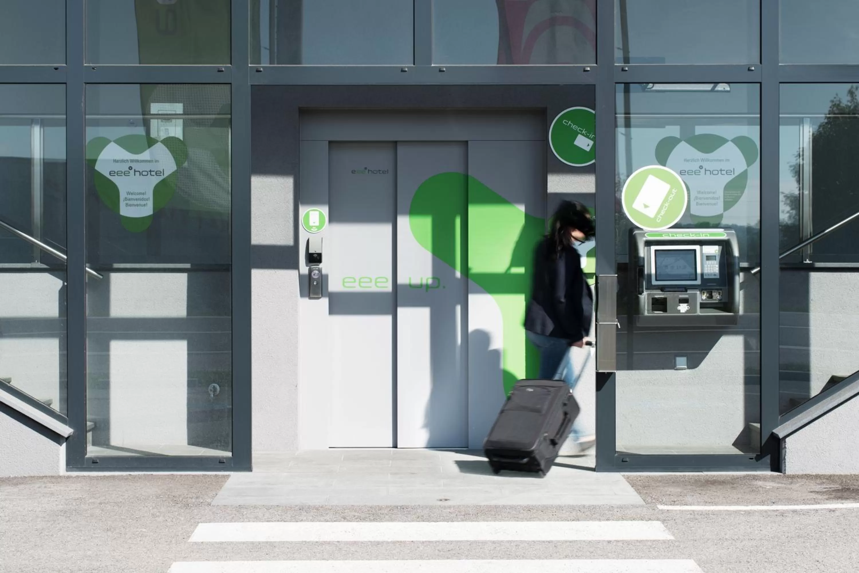 Facade/entrance in eee Hotel Marchtrenk
