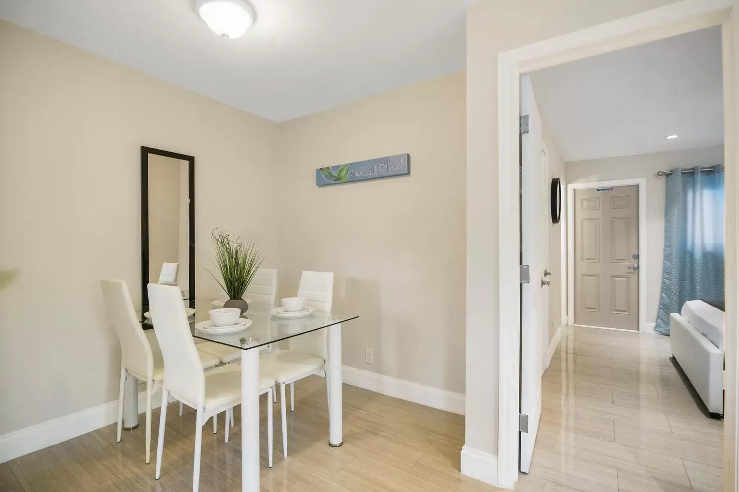 Dining Area in Alani Bay Condos