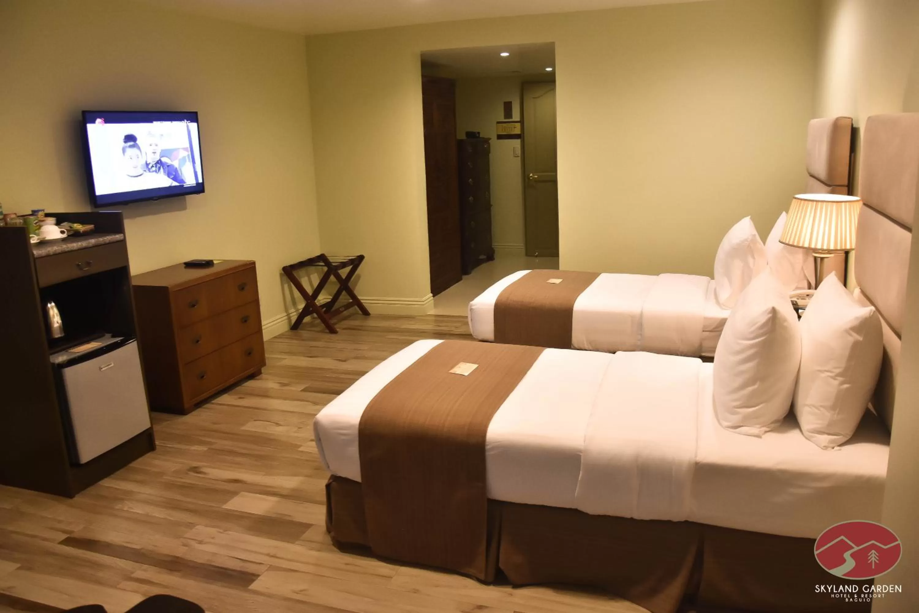 Bed in Skyland Garden Hotel and Resort