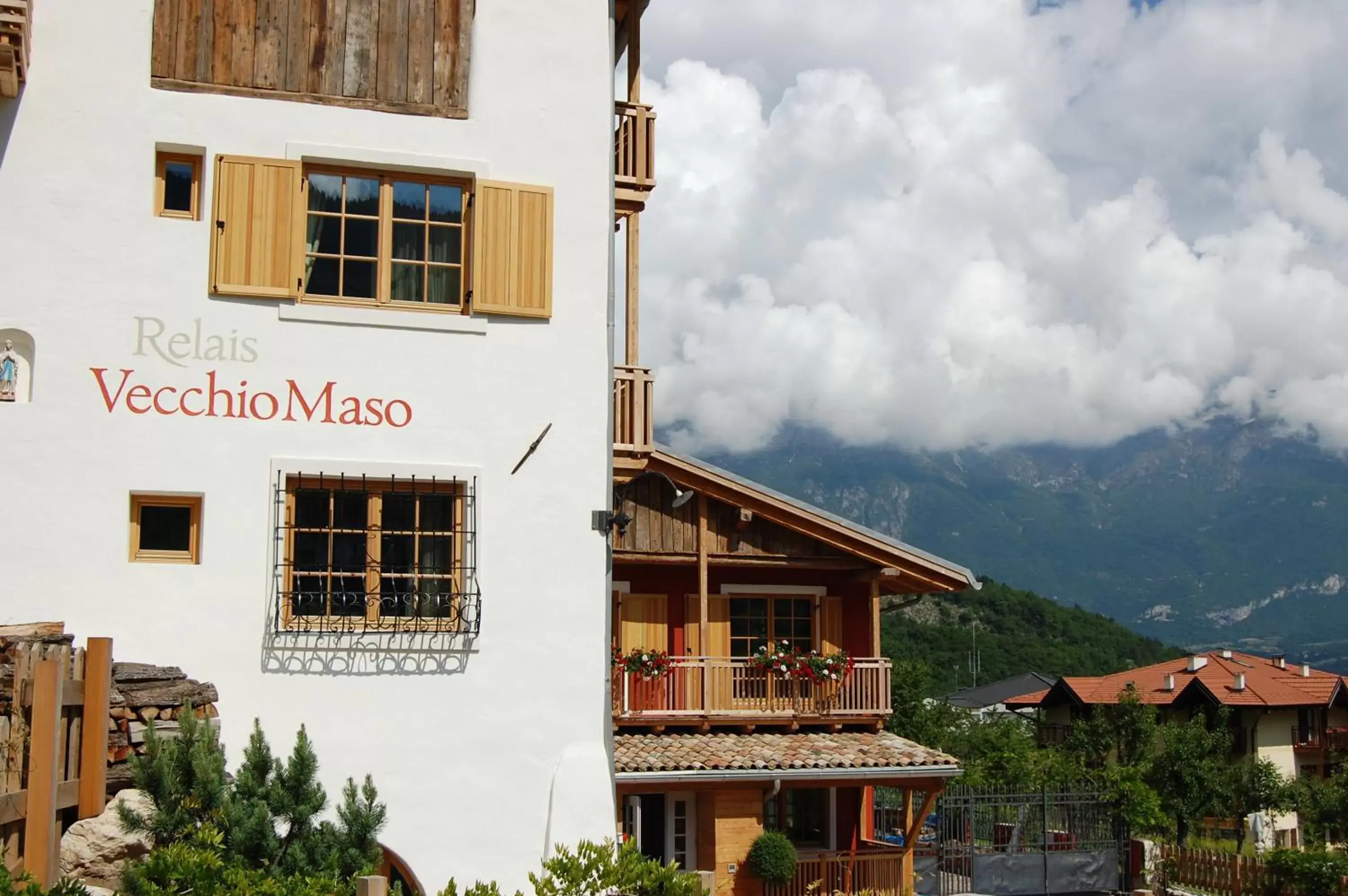 Spring, Property Building in Hotel Relais Vecchio Maso