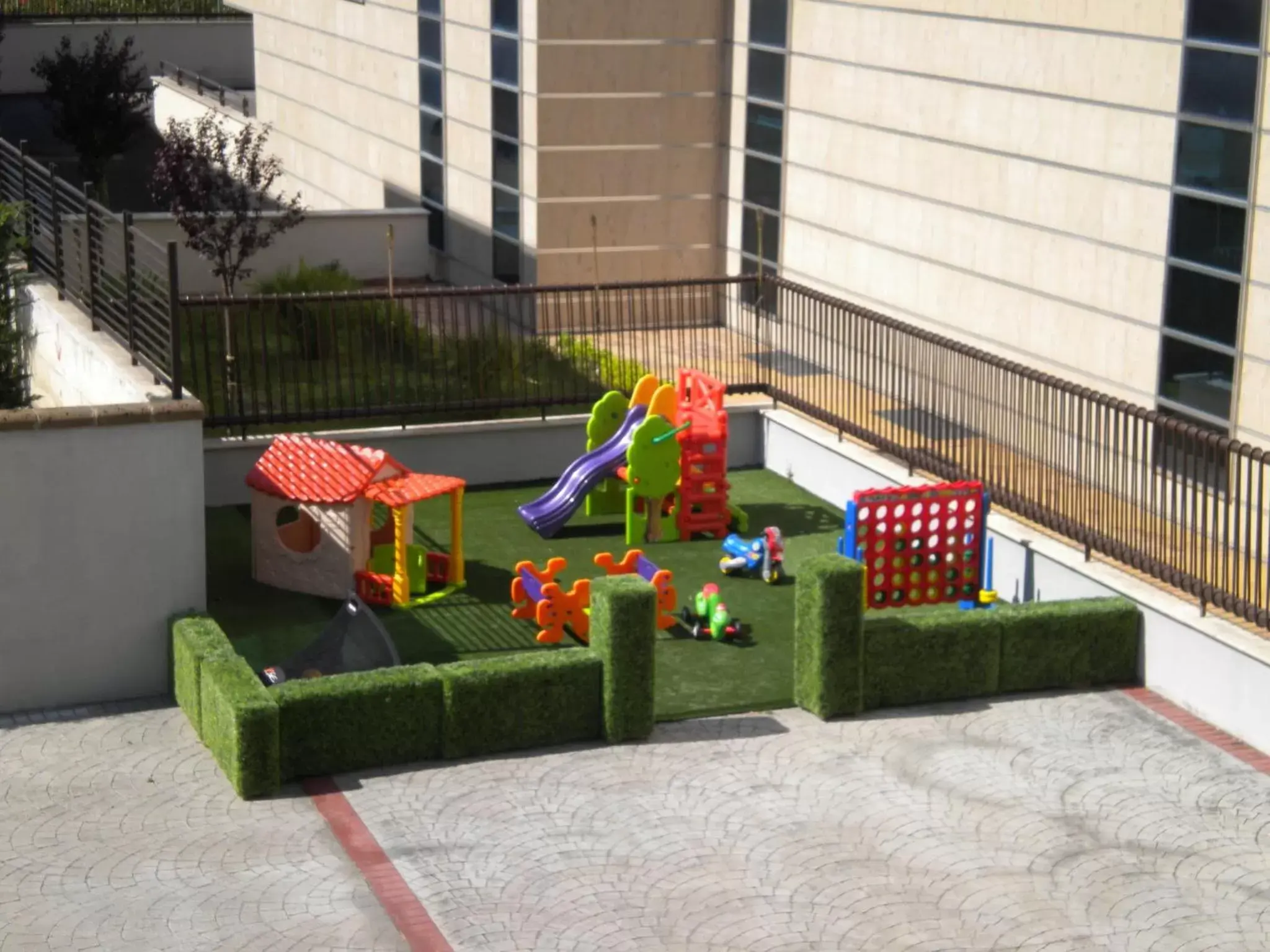 Facade/entrance, Children's Play Area in Rama Palace Hotel