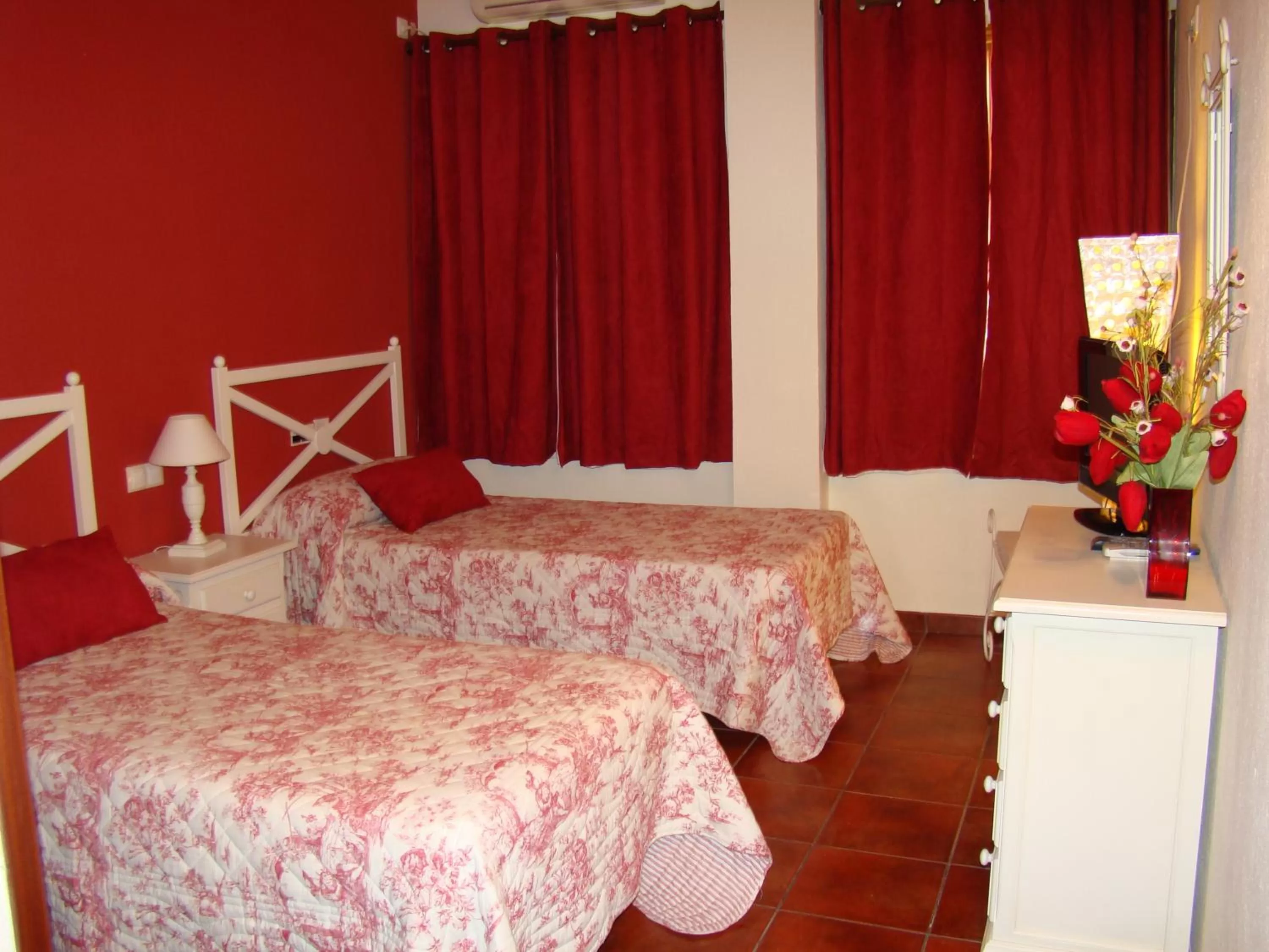 Bedroom, Bed in Escua