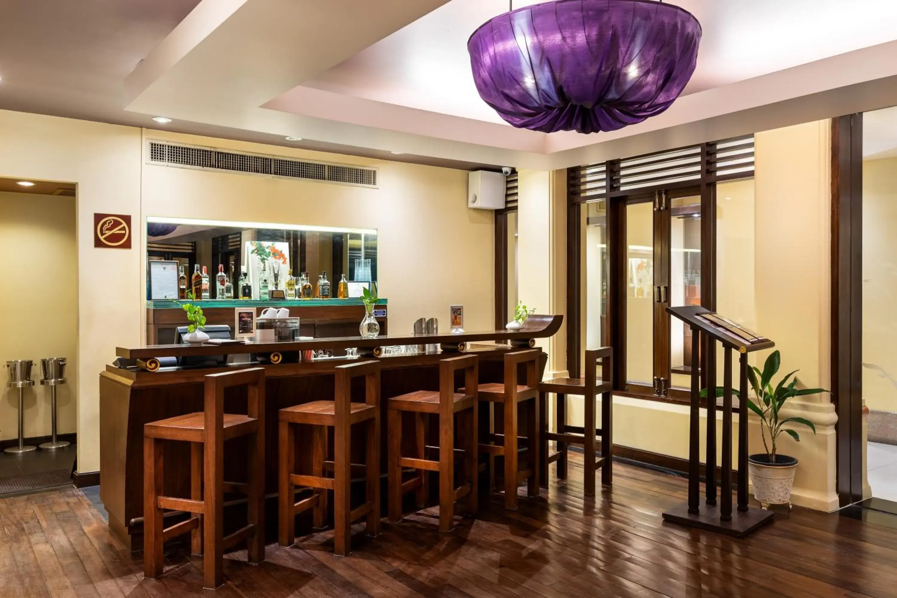 Lounge or bar in Patong Paragon Resort & Spa SHA Extra Plus Lounge or bar in Patong Paragon Resort & Spa SHA Extra Plus