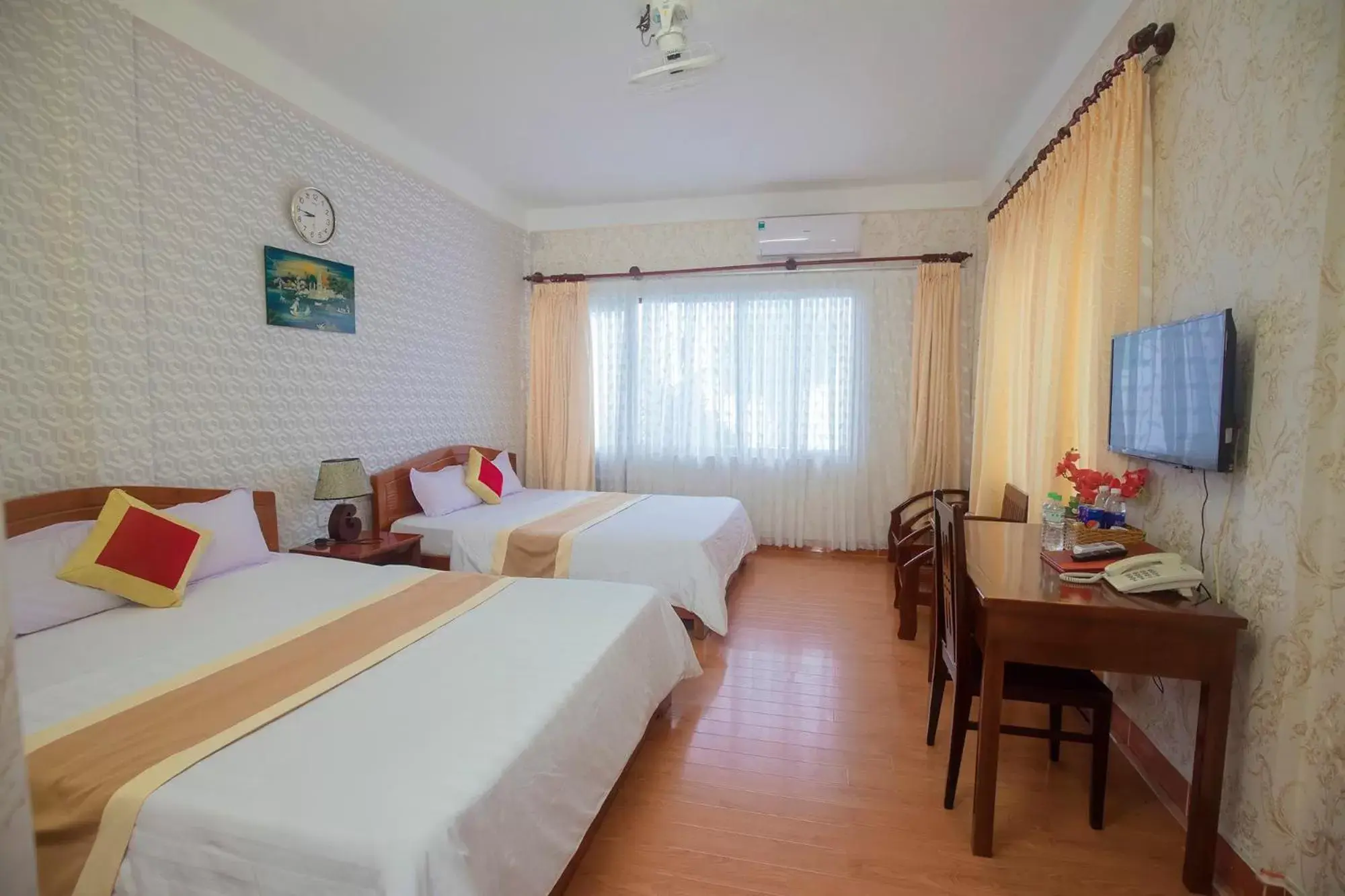 Quadruple Room in Cong Doan Hotel Vung Tau Quadruple Room in Cong Doan Hotel Vung Tau