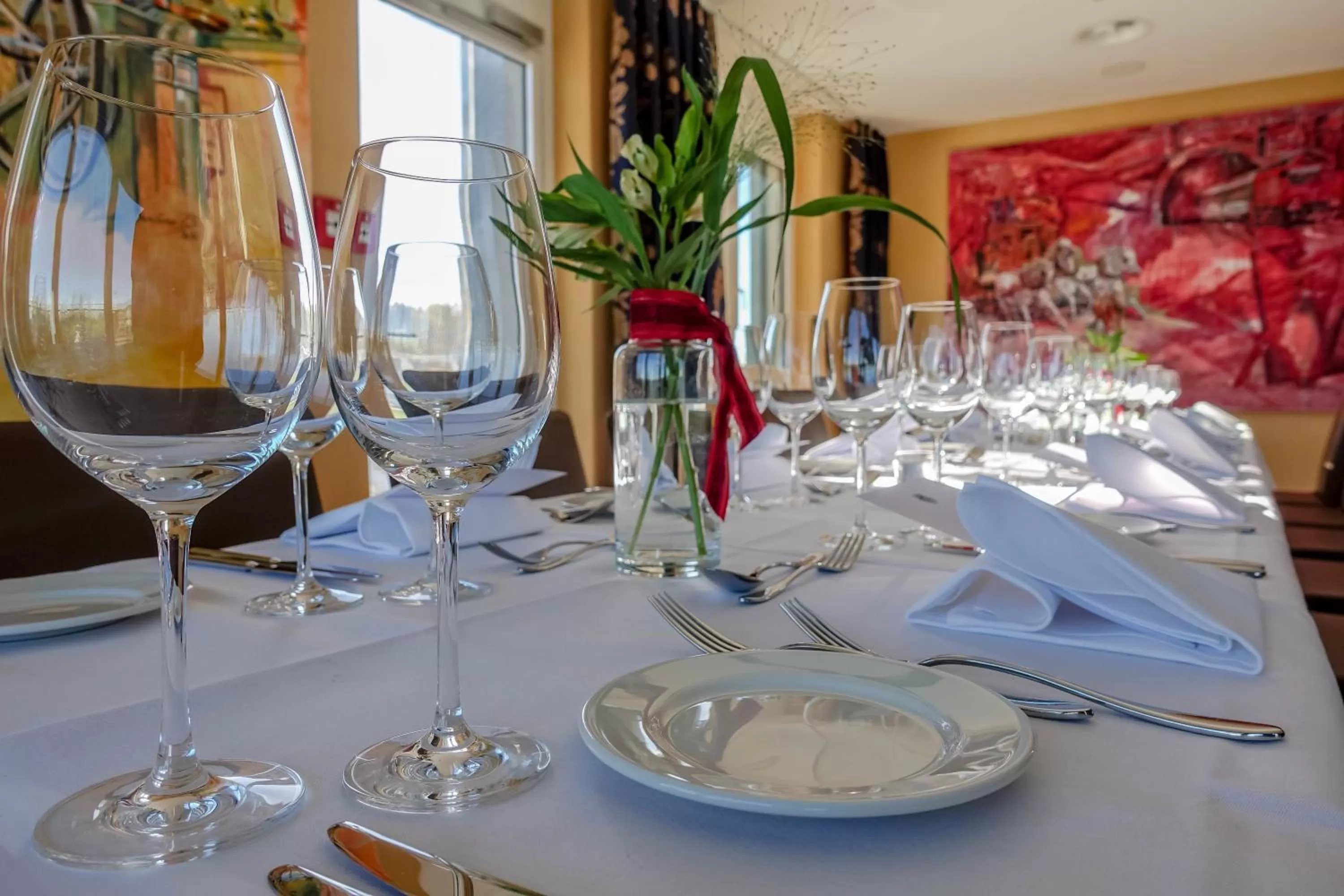 Restaurant/places to eat in Hotel Swiss Star