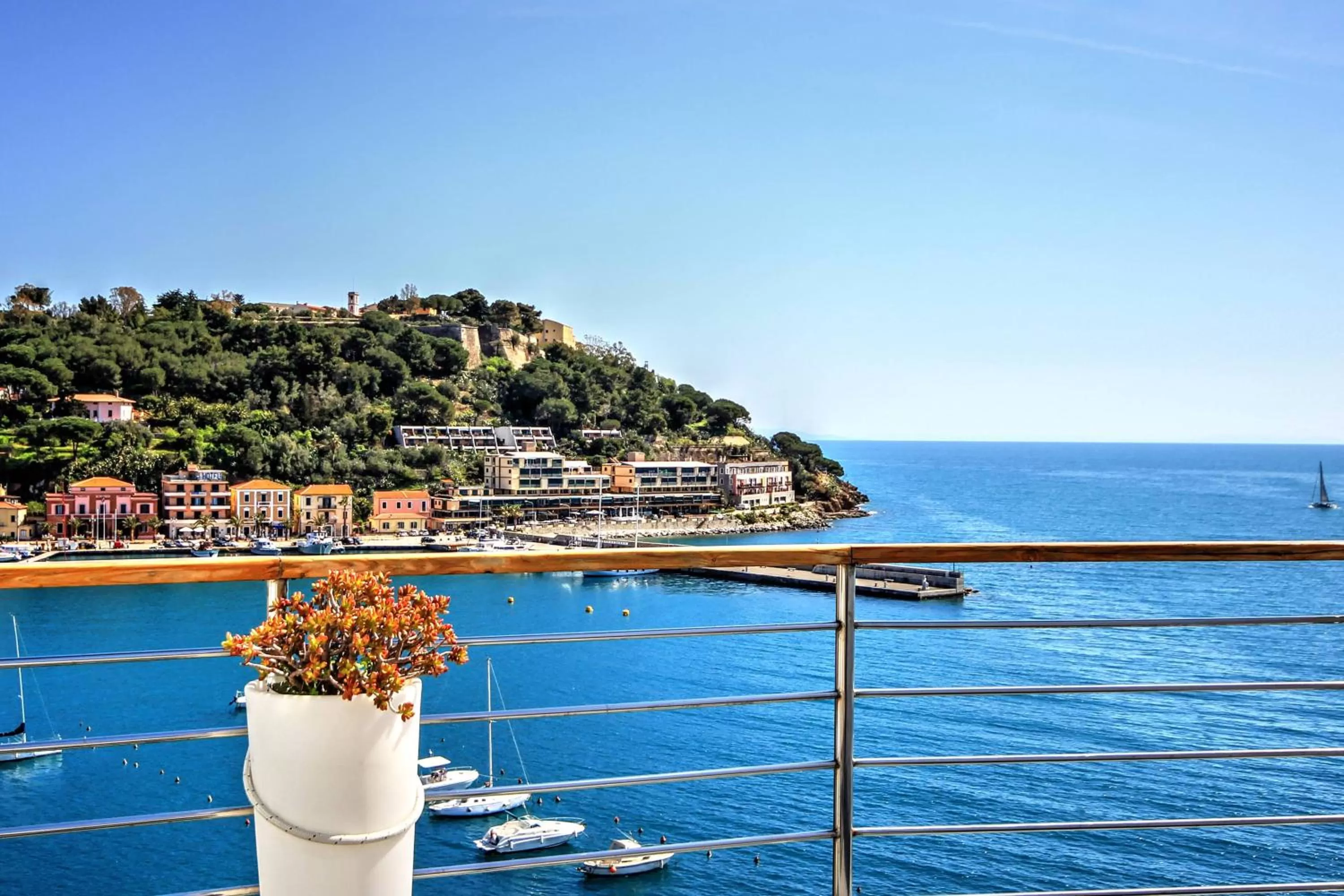 Sea view in Hotel Plaza