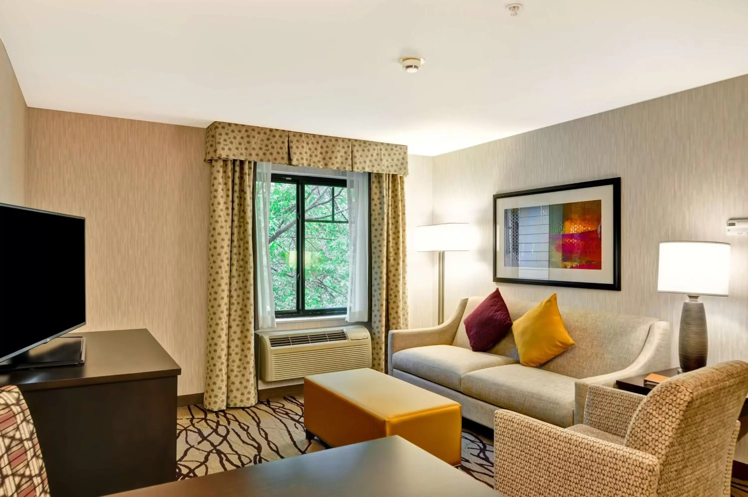 Living room, Seating Area in Homewood Suites by Hilton Boston Cambridge-Arlington, MA