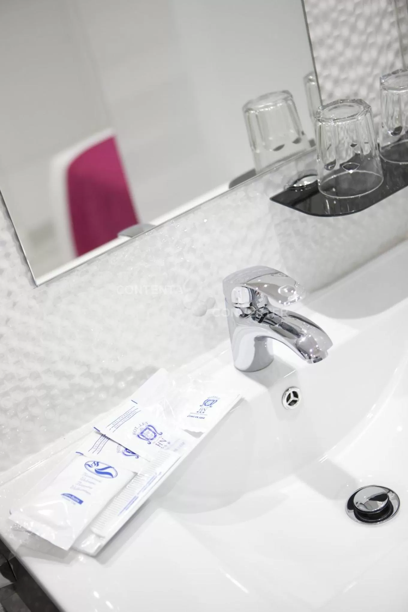 Bathroom in Hoteles Urbanos N Avenida de España