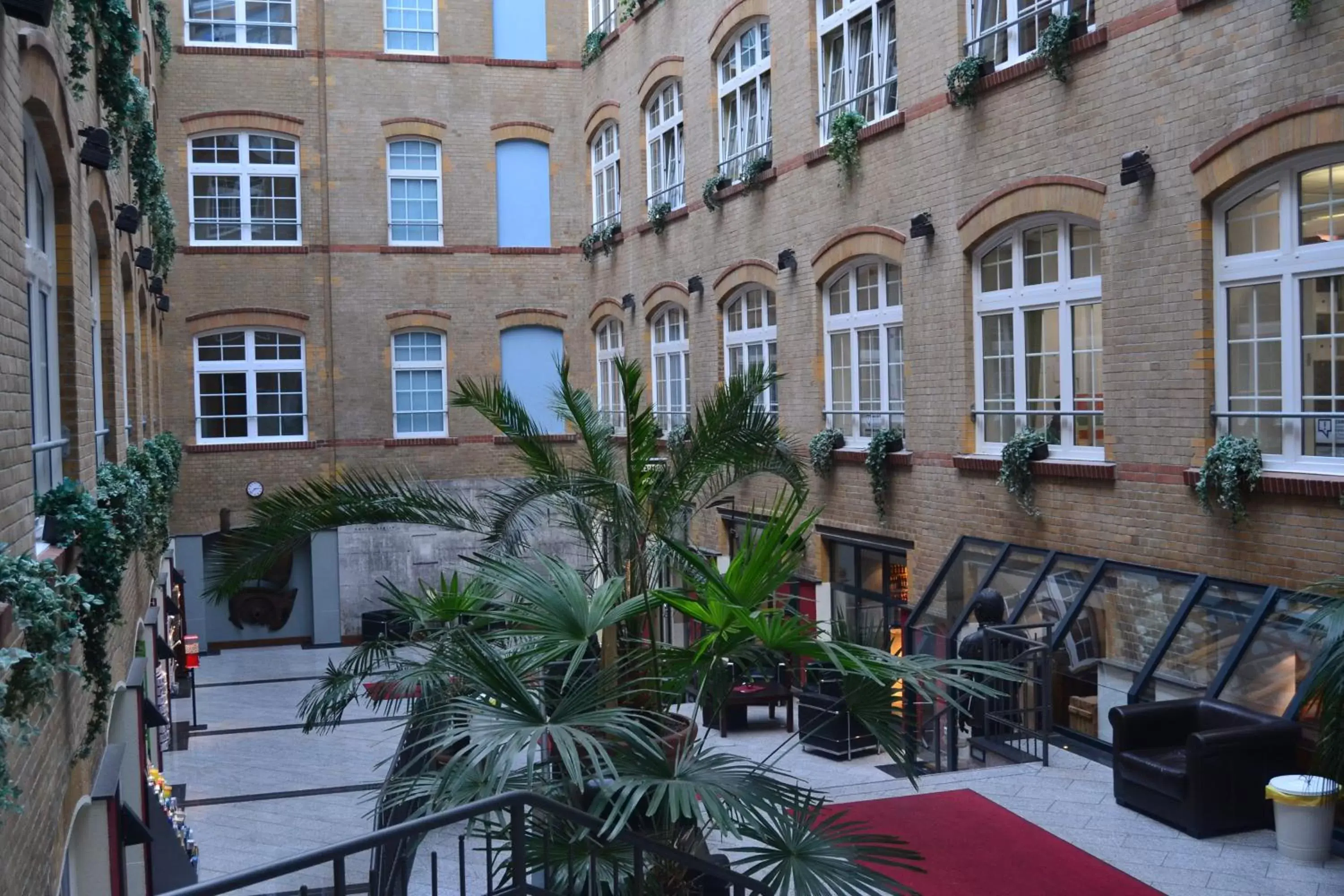 Patio, Nearby Landmark in Singer109 Hotel & Hostel