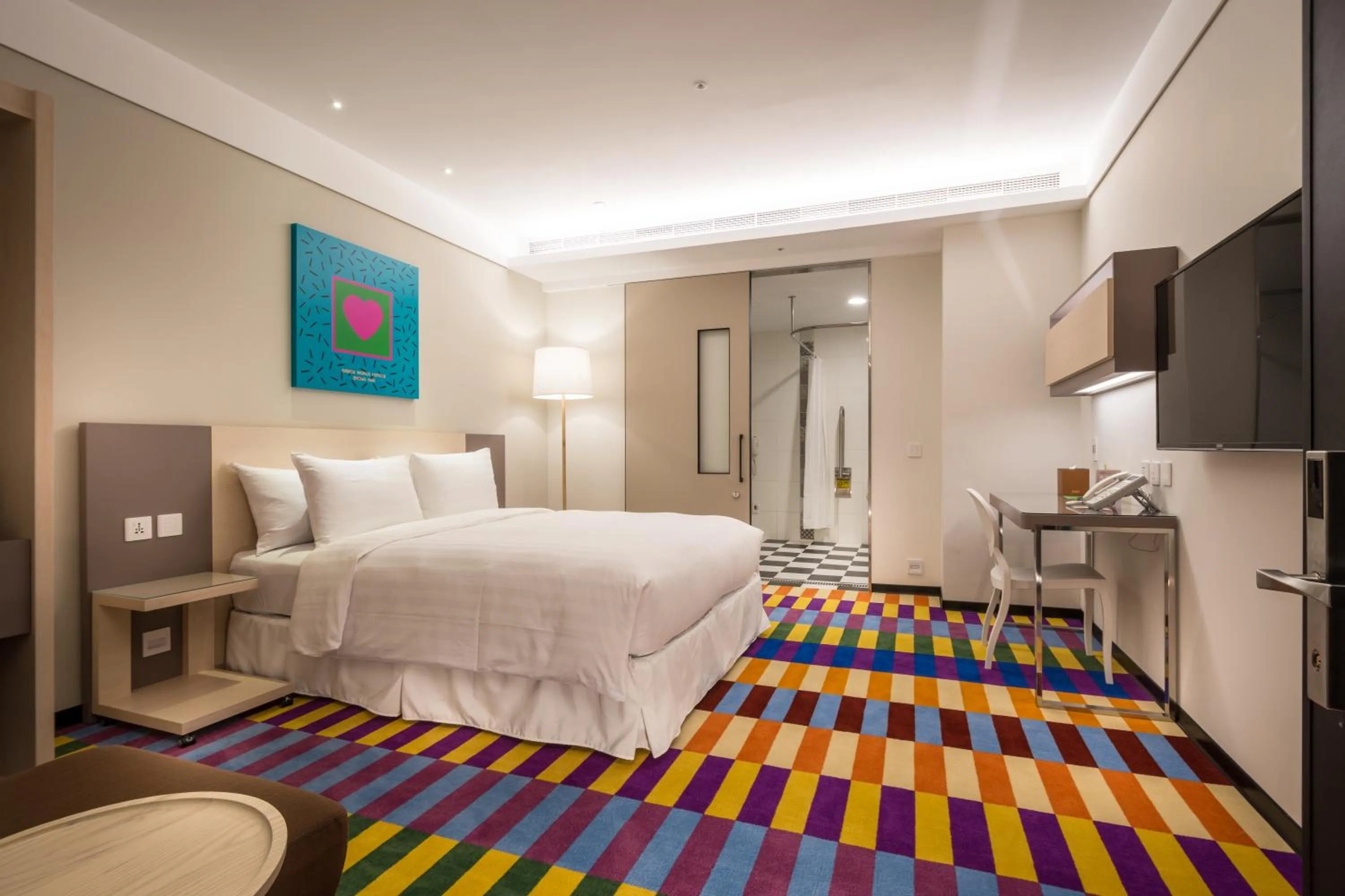 Accessible Double Room - No Window (Lower Floor) in Green World Hotel - Zhonghua