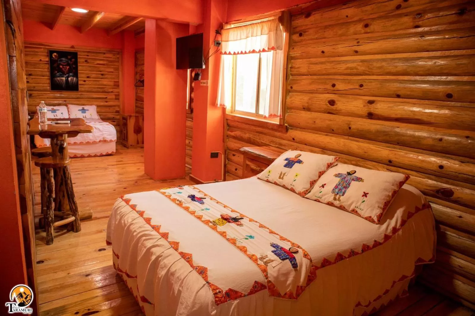 TARAMURI HOTEL & TOURS