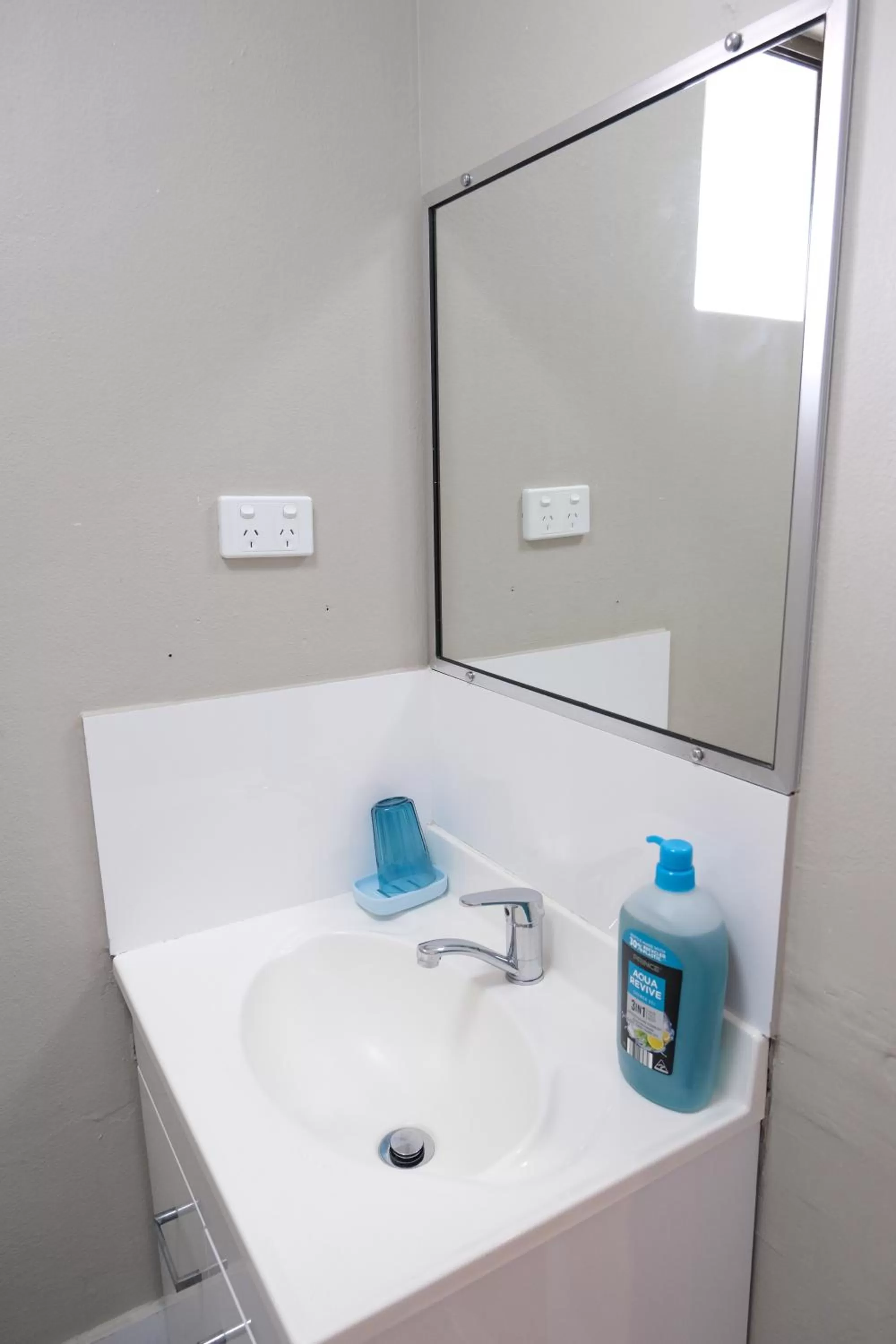 Toilet in Sapphire Palms Motel