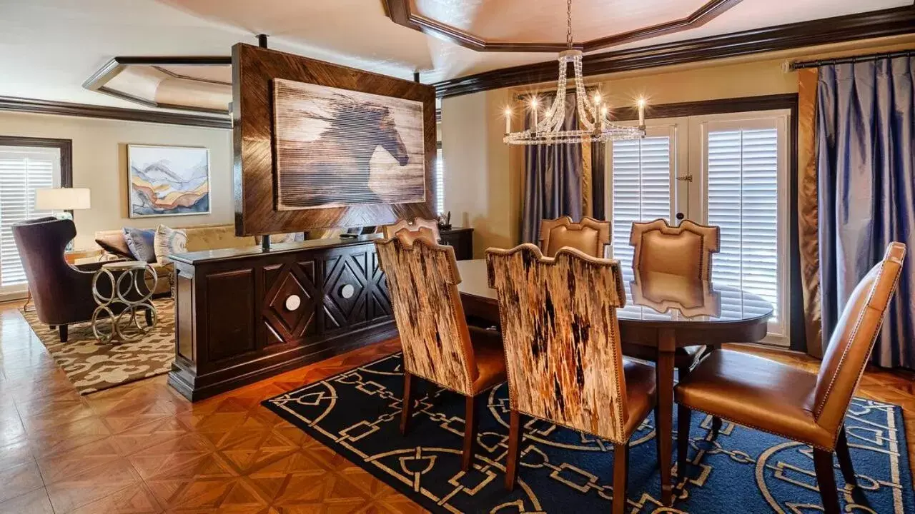 Dining area in Omni La Mansion del Rio