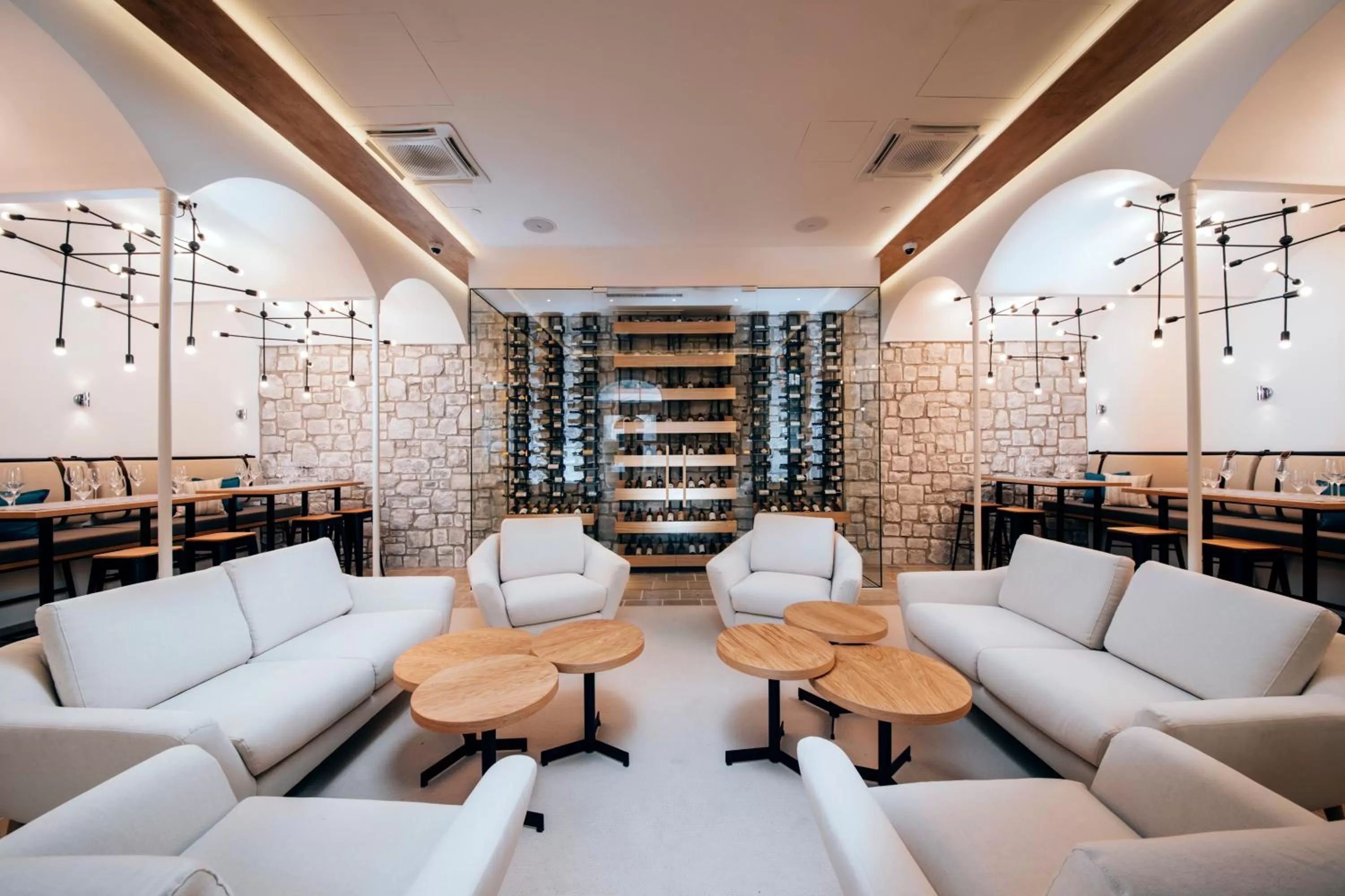 Lounge or bar in Lazure Hotel & Marina