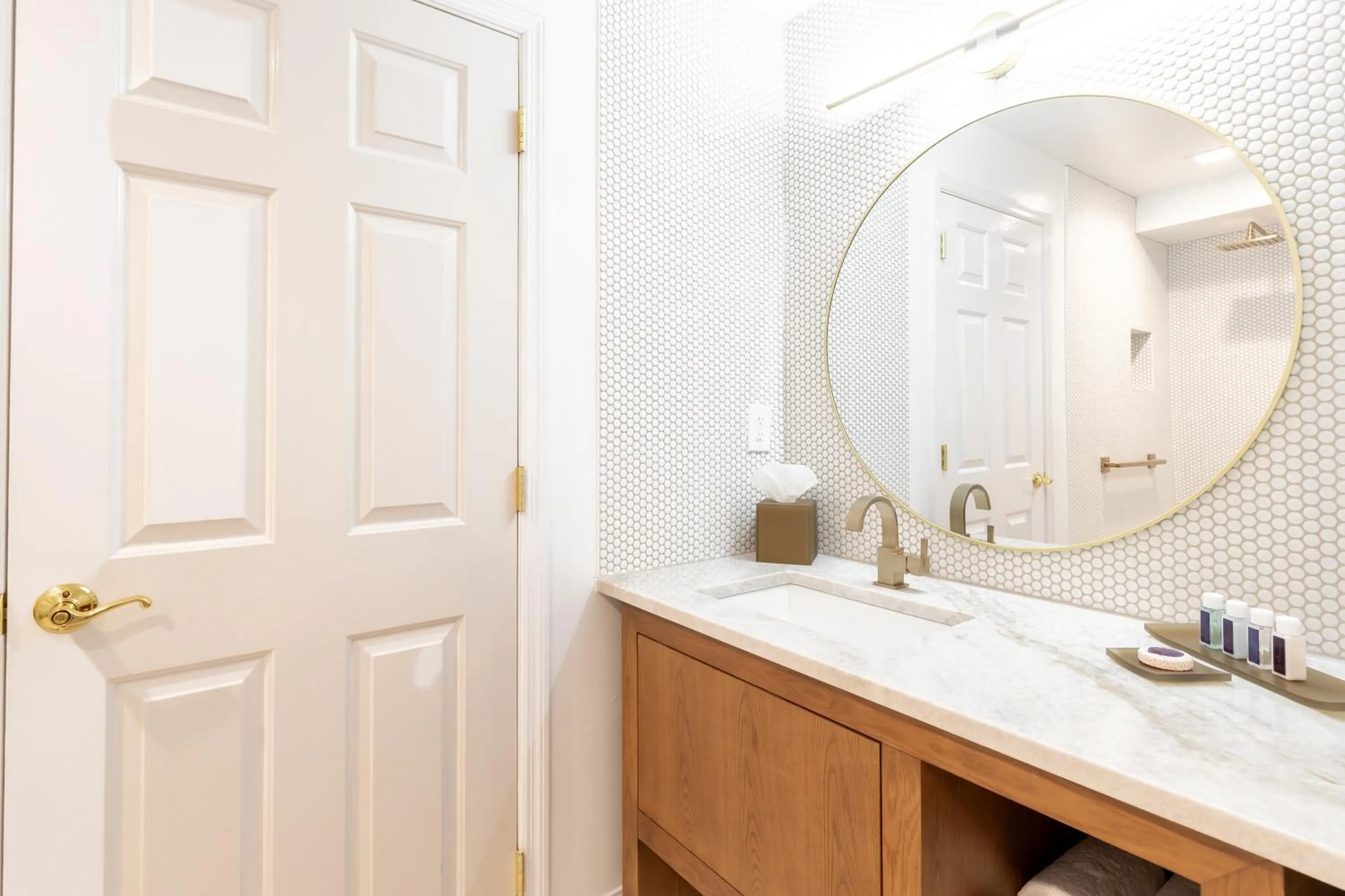 Bathroom in The Beach Club on Madison Avenue