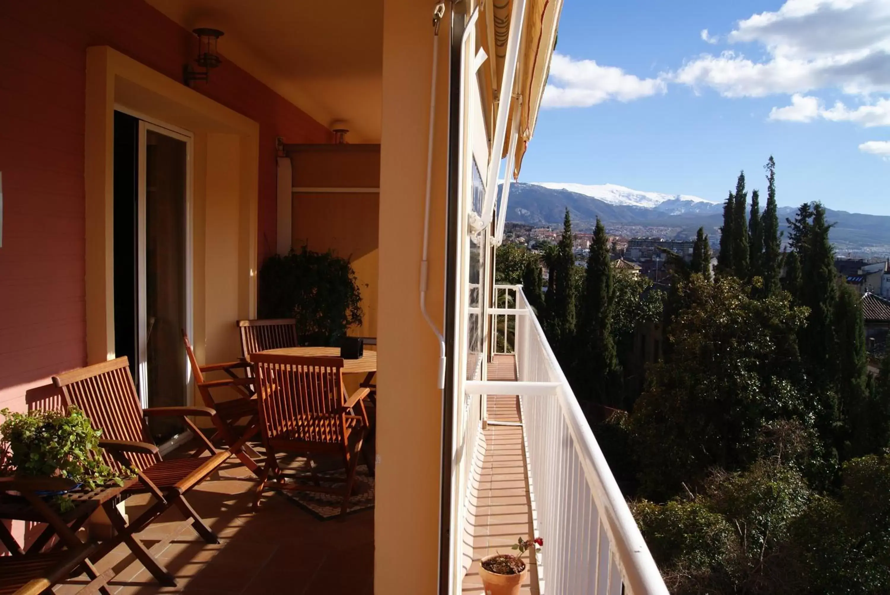 Bathroom, Balcony/Terrace in Hotel Carlos V