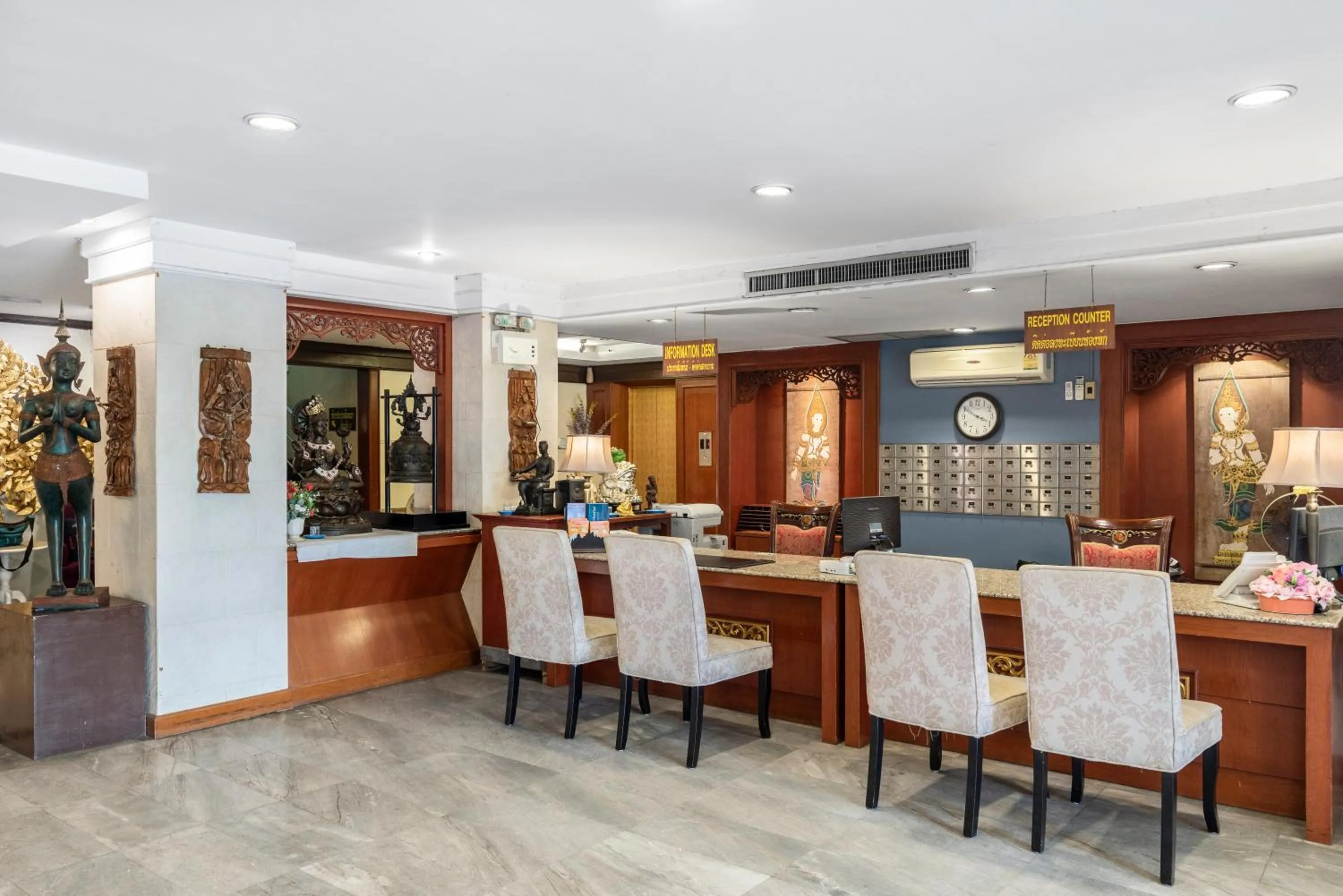 Lobby or reception in Ayothaya Riverside Hotel