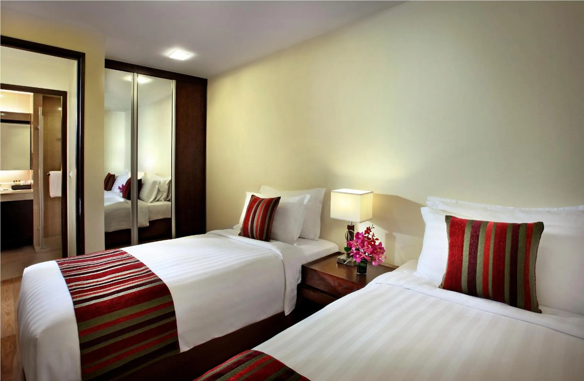 Bed in Lohas Residences Sukhumvit 2