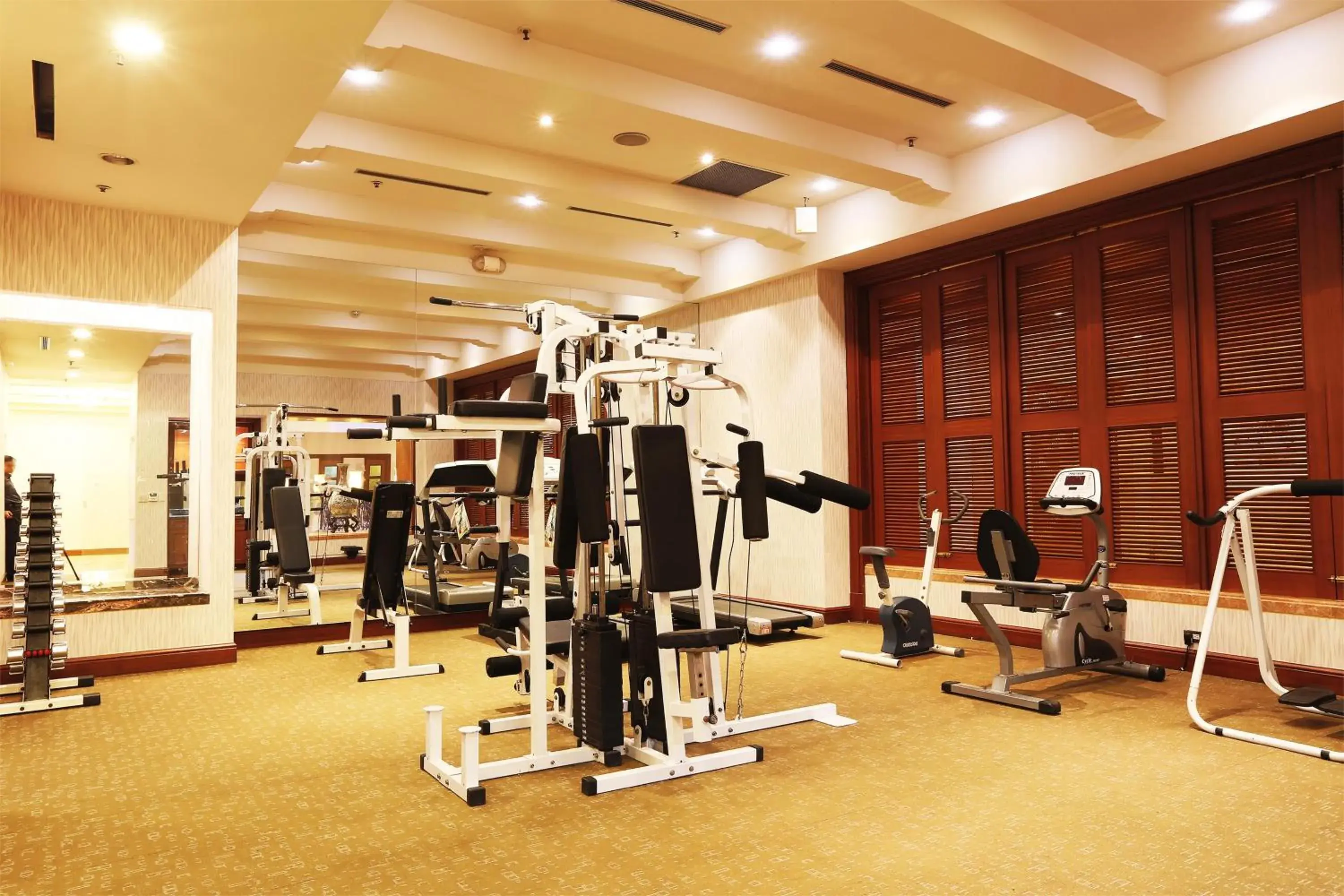 Fitness centre/facilities, Fitness Center/Facilities in Wei-Yat Grand Hotel