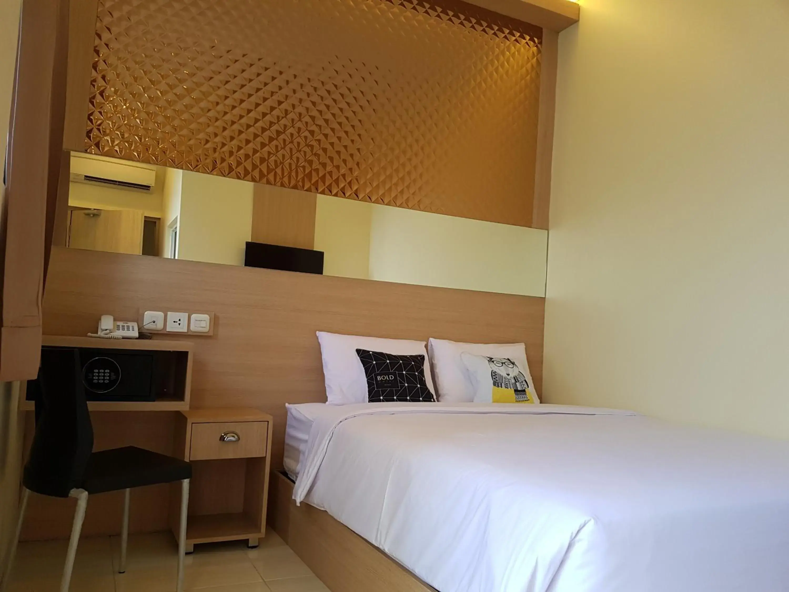 Bedroom, Room Photo in Bold Hotel Jakarta