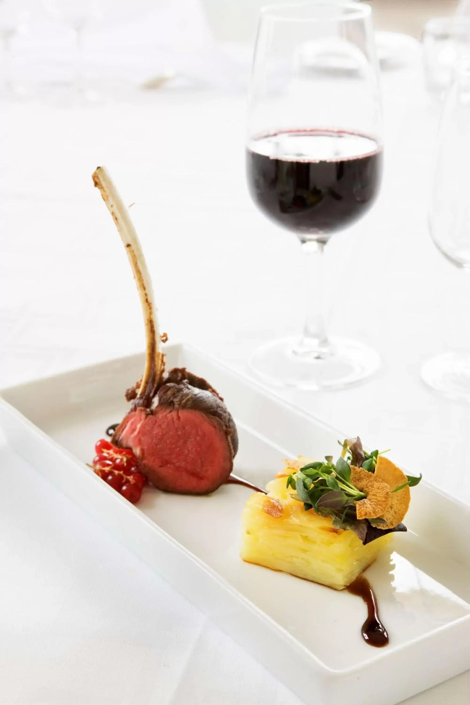 Restaurant/places to eat in Sure Hotel by Best Western Ojaby Herrgard Restaurant/places to eat in Sure Hotel by Best Western Ojaby Herrgard