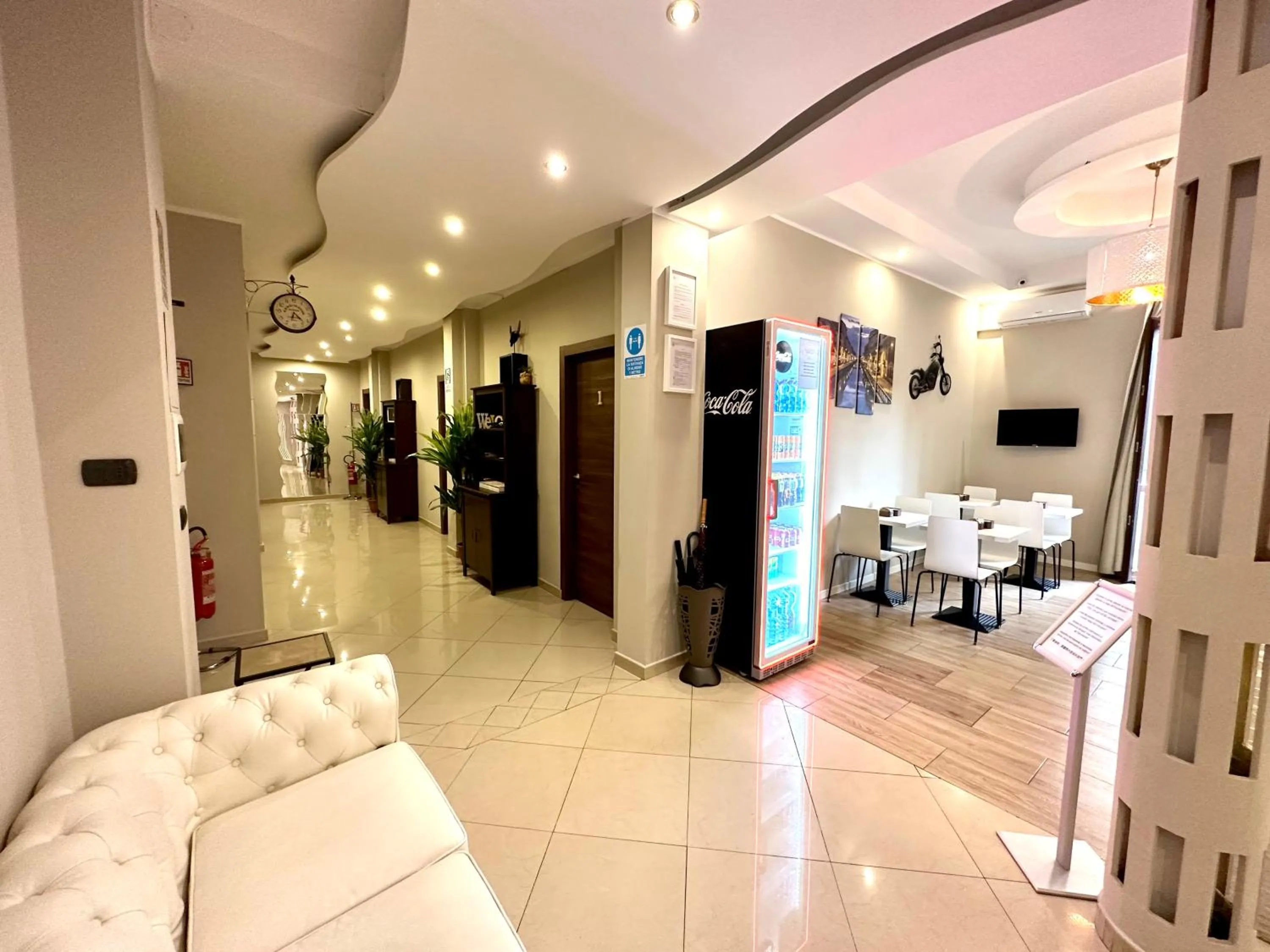 Lobby or reception in Golden Milano Hotel