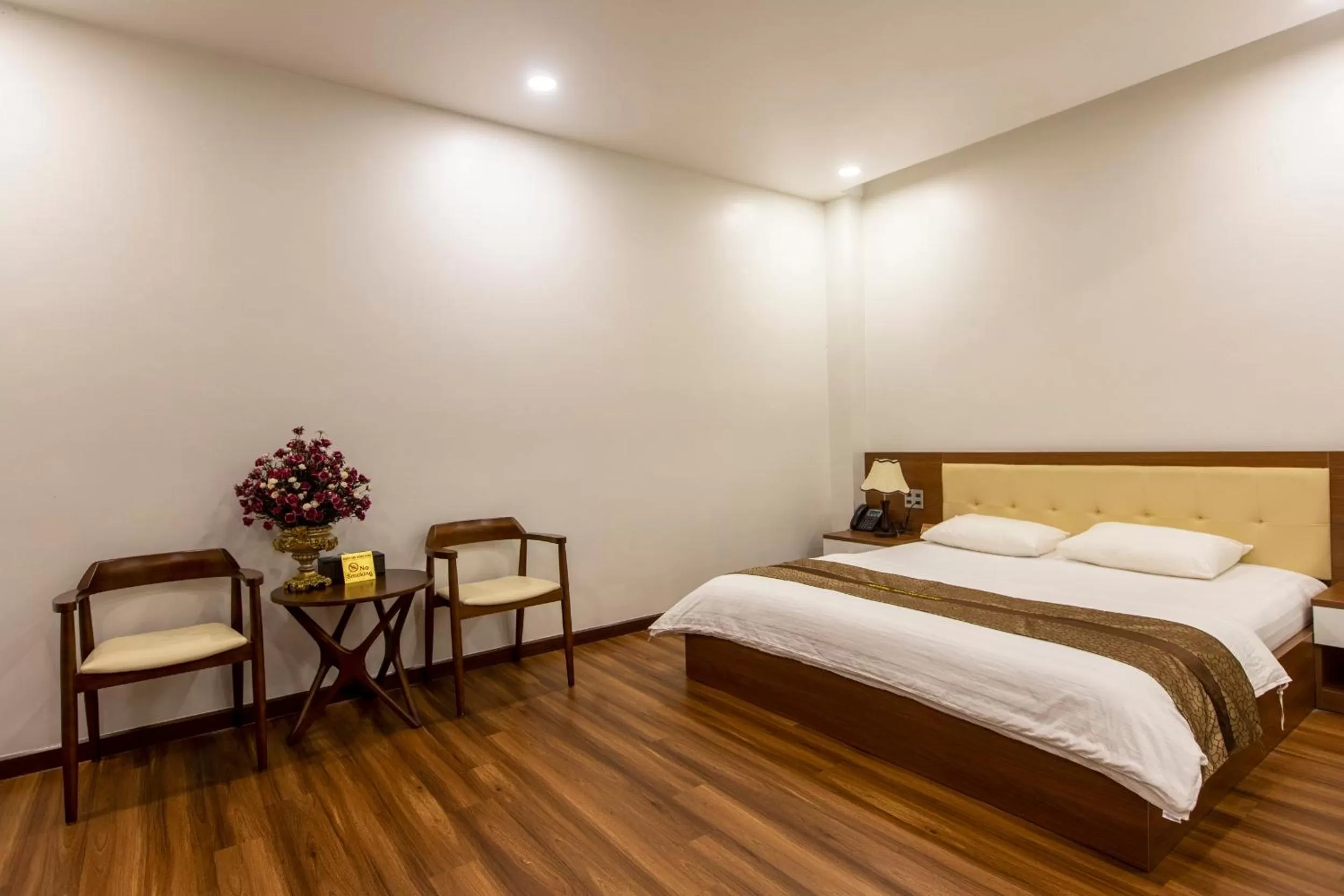 Bed in Hoang Hung Hotel