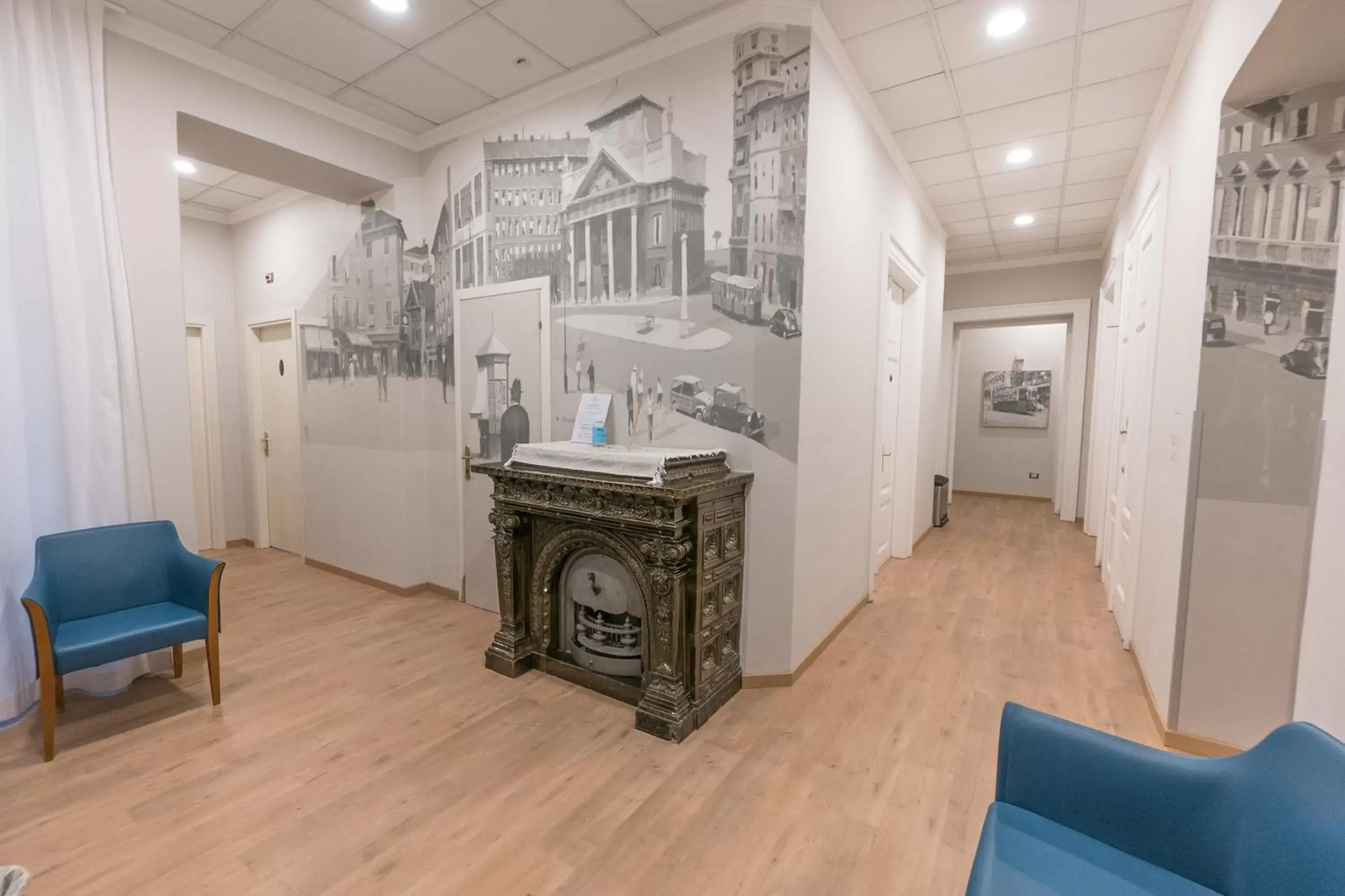 locker, Seating Area in Nuovo Albergo Centro