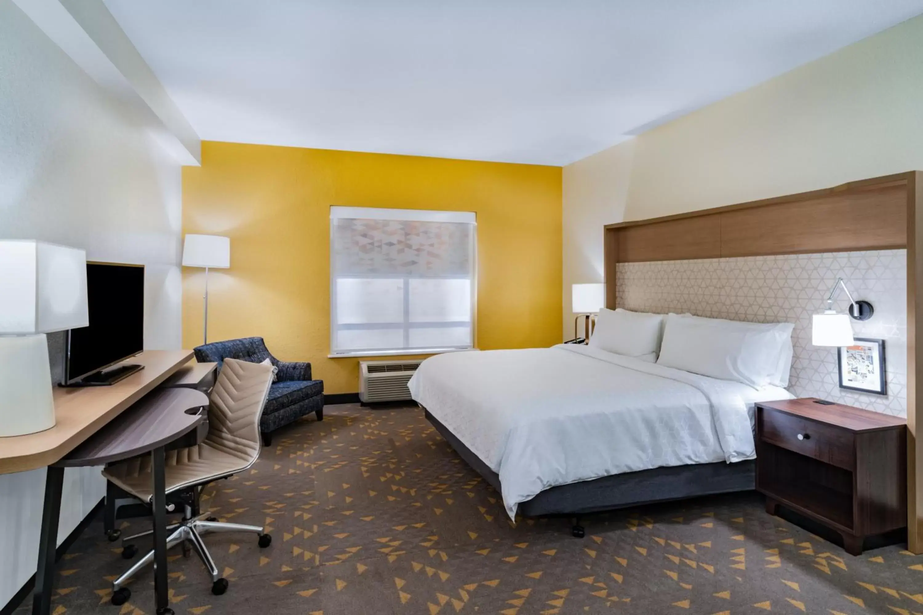 Deluxe King Room - Mobility Access in Holiday Inn Southaven Central - Memphis, an IHG Hotel Deluxe King Room - Mobility Access in Holiday Inn Southaven Central - Memphis, an IHG Hotel