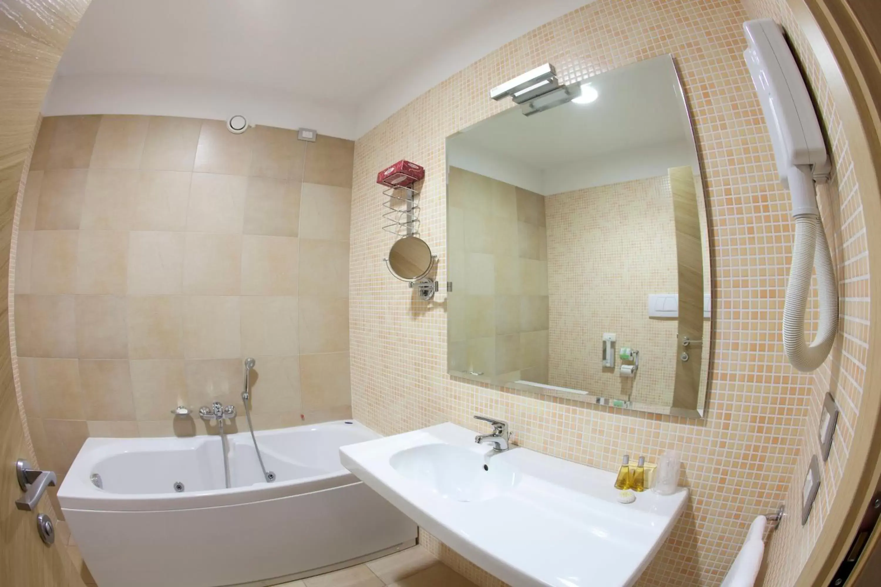 Bathroom in Centrum Palace Hotel & Resorts