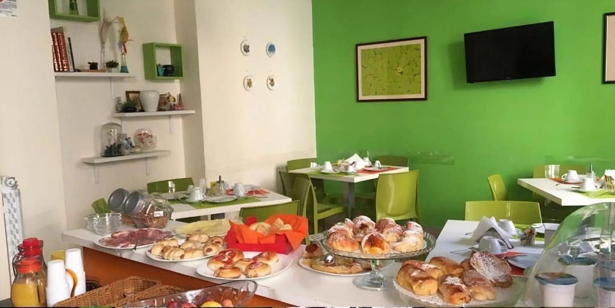 Food in Il Quadrifoglio Room& Suite