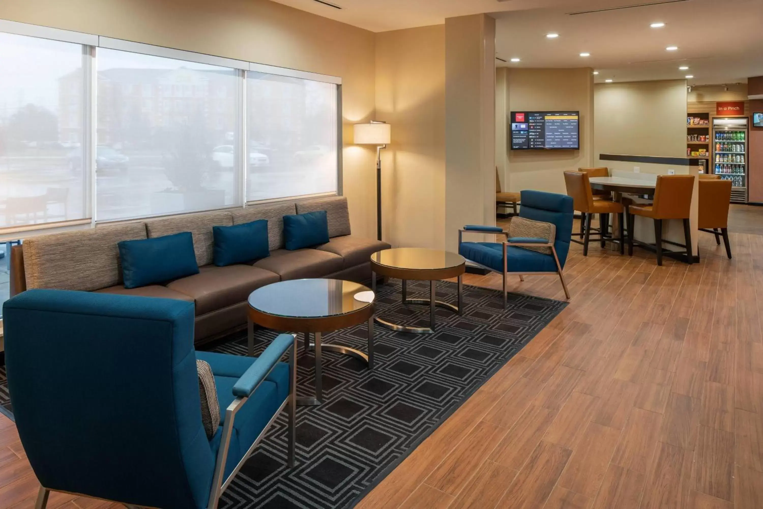 Lobby or reception, Lounge/Bar in TownePlace by Marriott Suites Clarksville