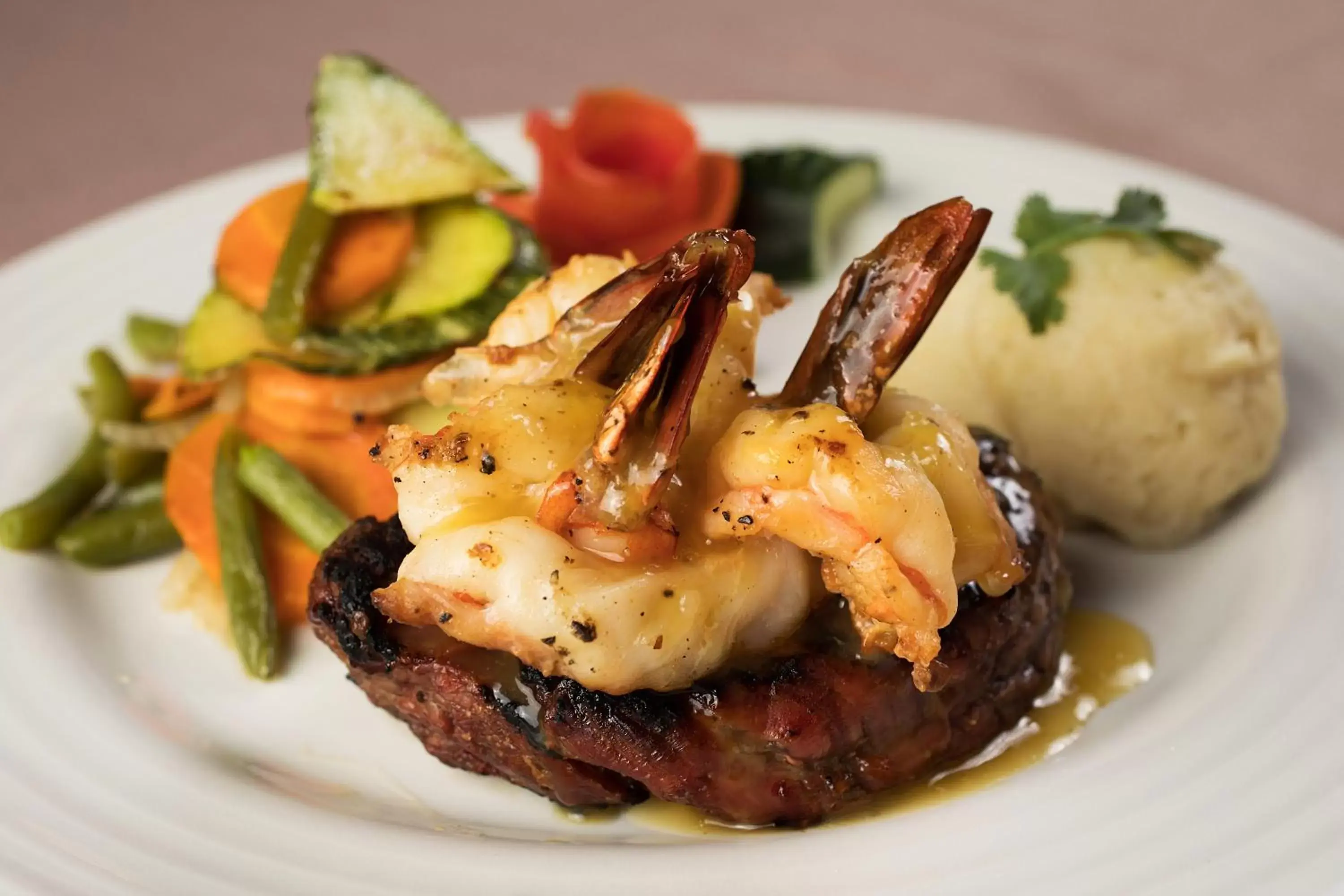 Restaurant/places to eat in Costa de Oro Beach Hotel Restaurant/places to eat in Costa de Oro Beach Hotel