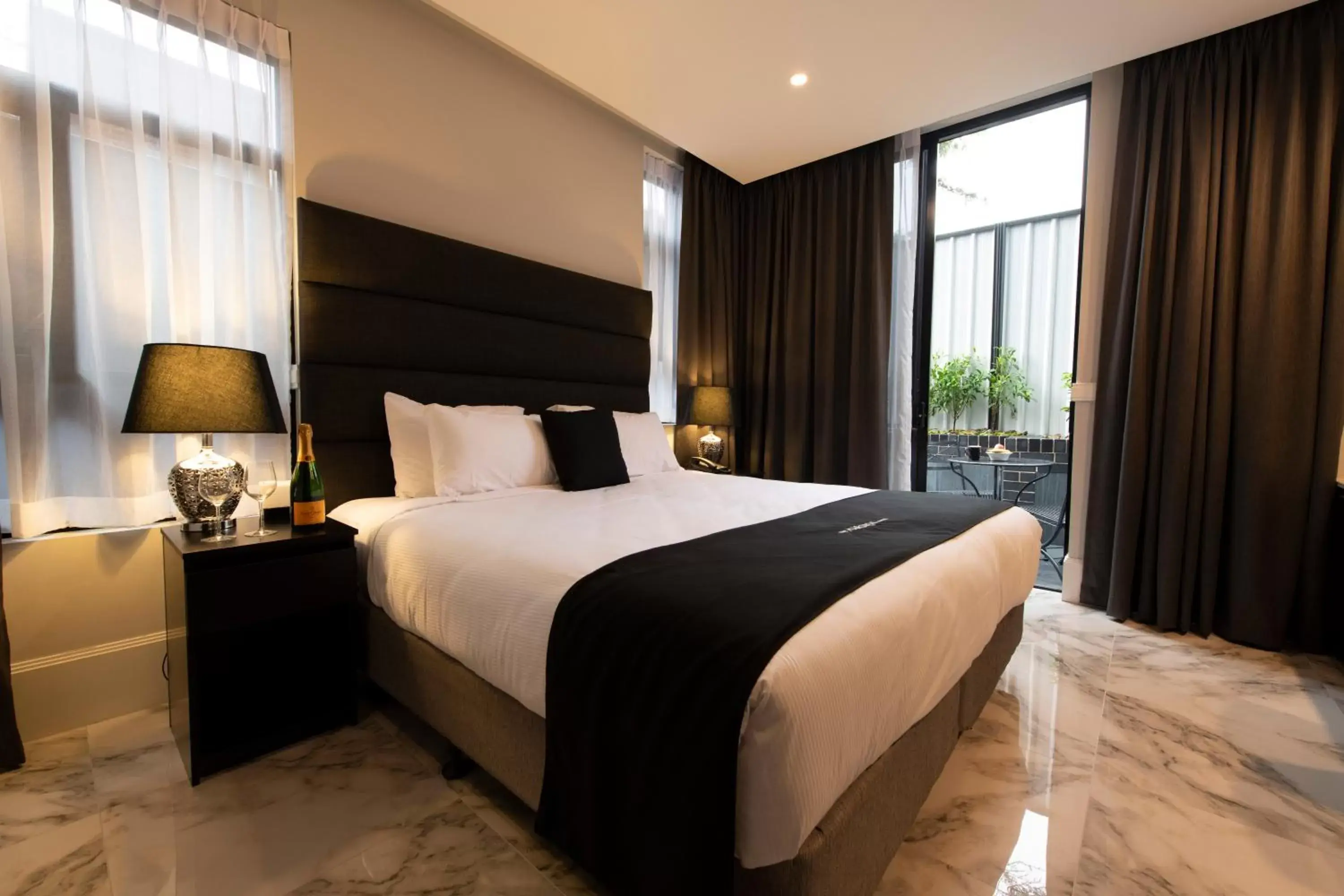 Patio, Bed in Holiday Inn & Suites - Parramatta Marsden Street, an IHG Hotel