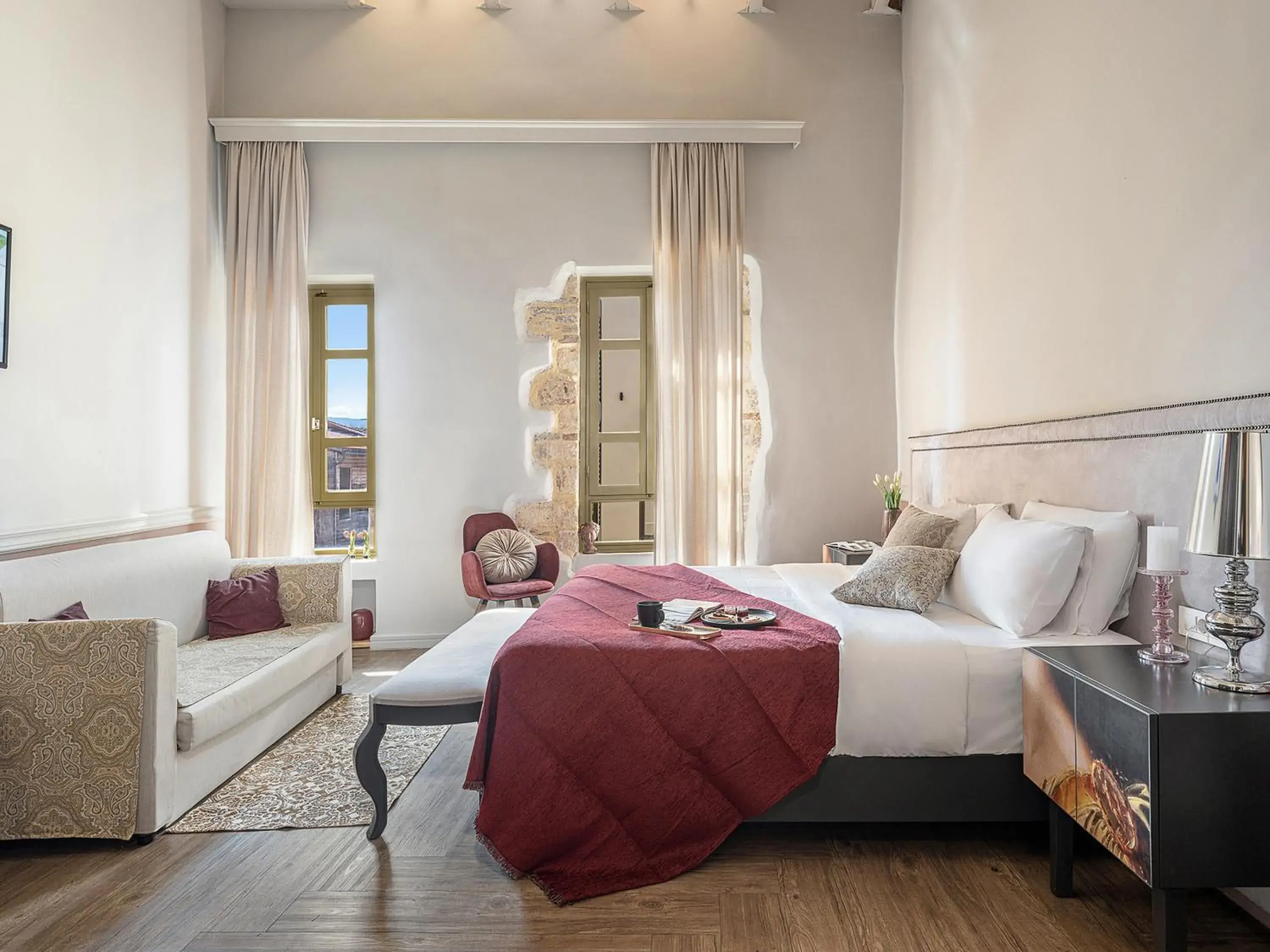 Bedroom in Elia Palatino Hotel