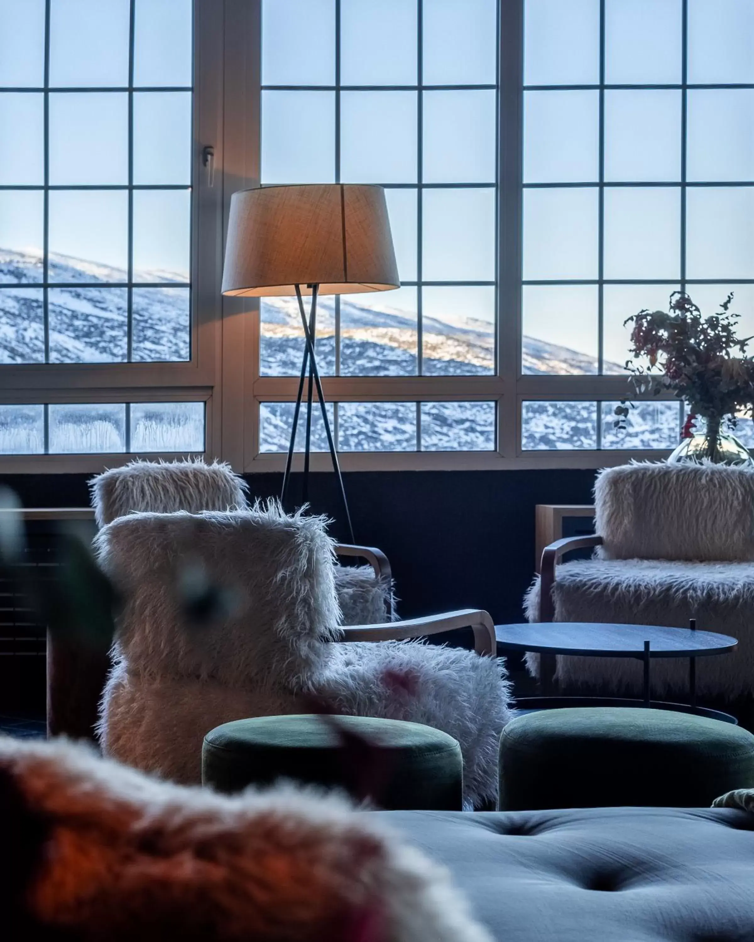 Seating area, Winter in Hotel Ziryab