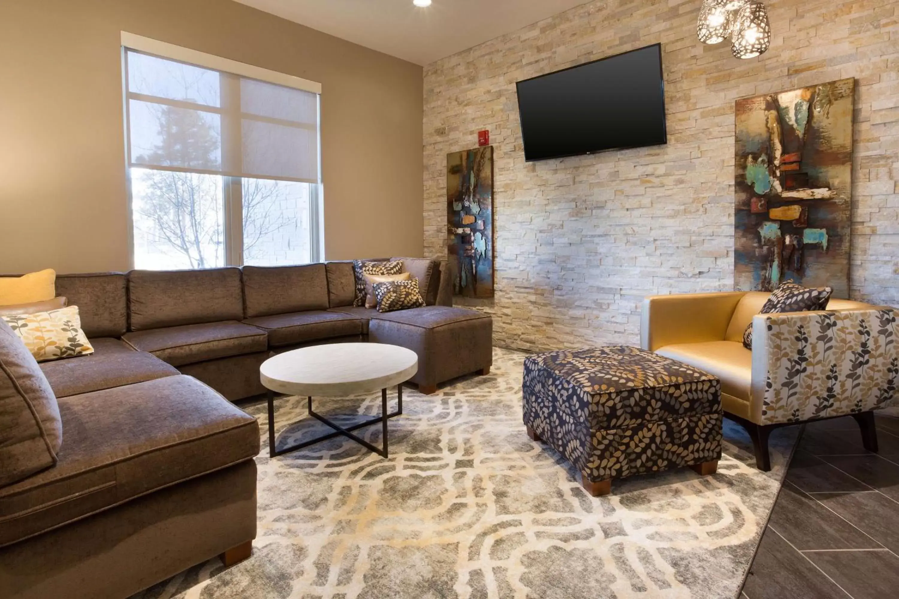 Lobby or reception, Seating Area in Drury Inn & Suites Louisville North