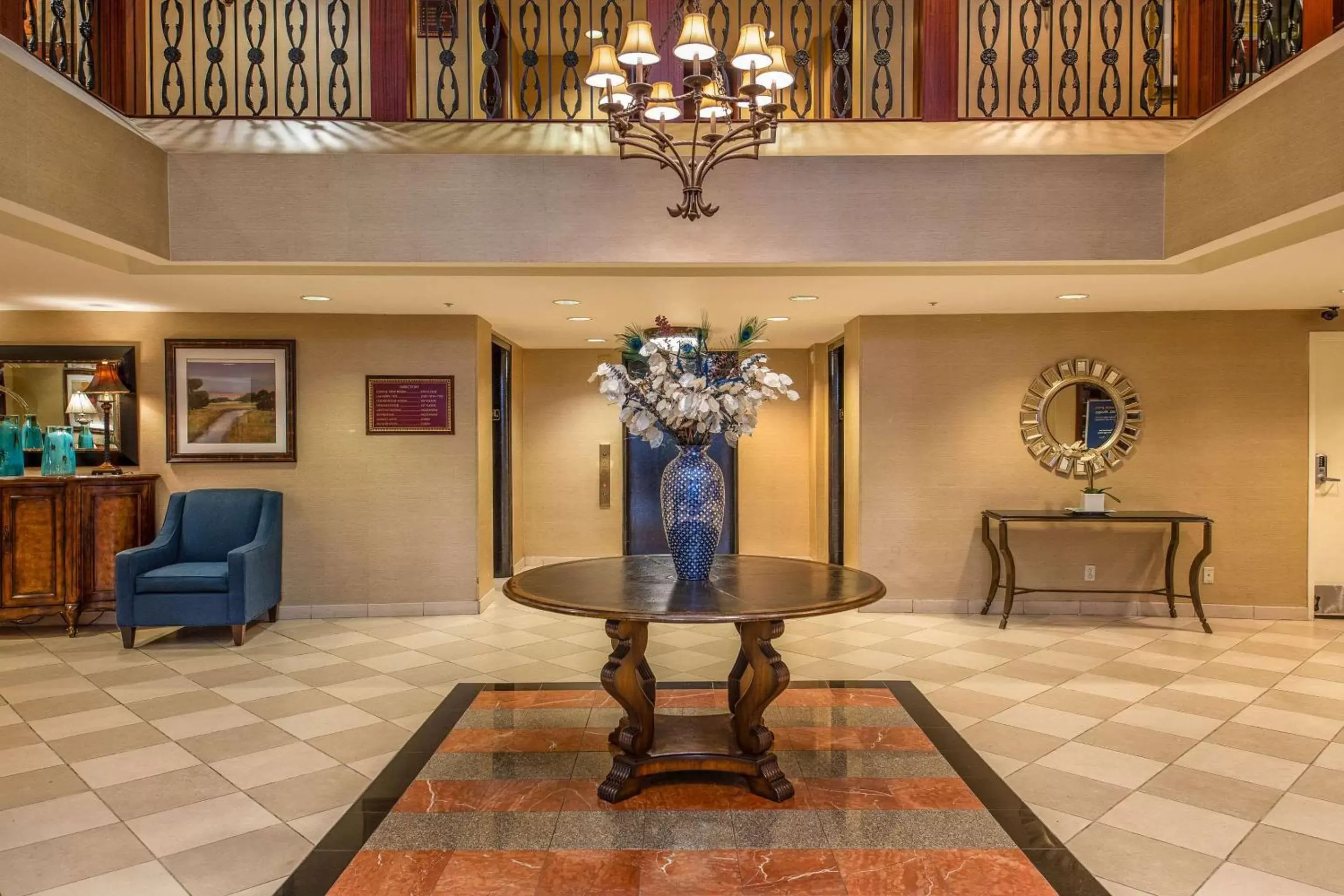 Lobby or reception, Lobby/Reception in Clarion Collection Hotel Arlington Court Suites