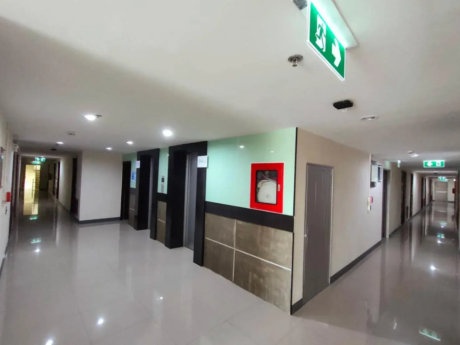 elevator, Lobby/Reception in Komol Residence